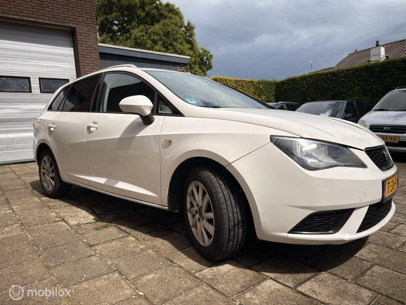 Foto van Seat Ibiza ST