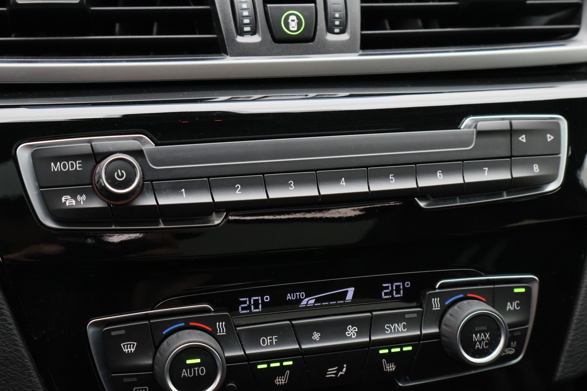 Foto van BMW X1 Xdrive25e
