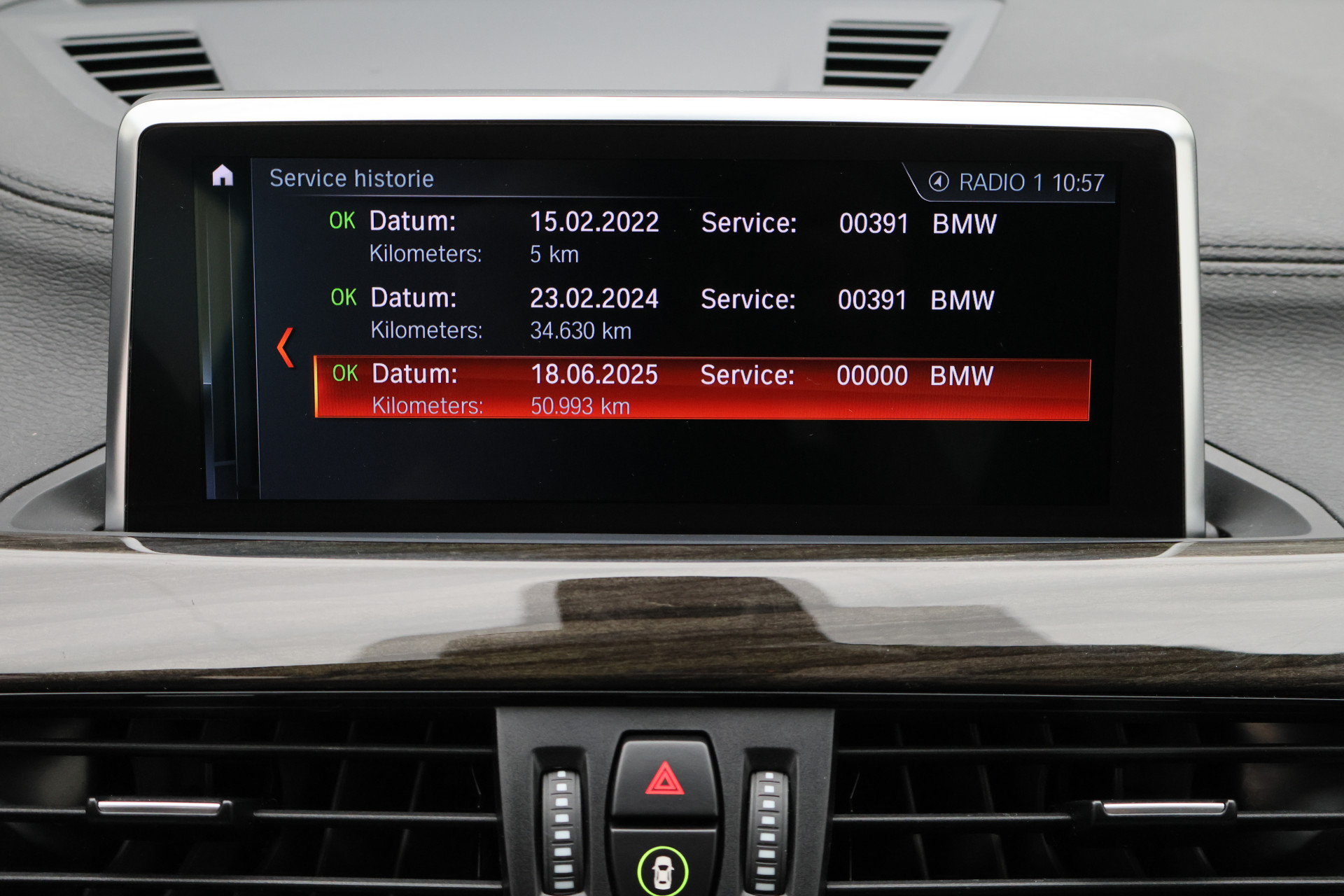 Foto van BMW X1 Xdrive25e