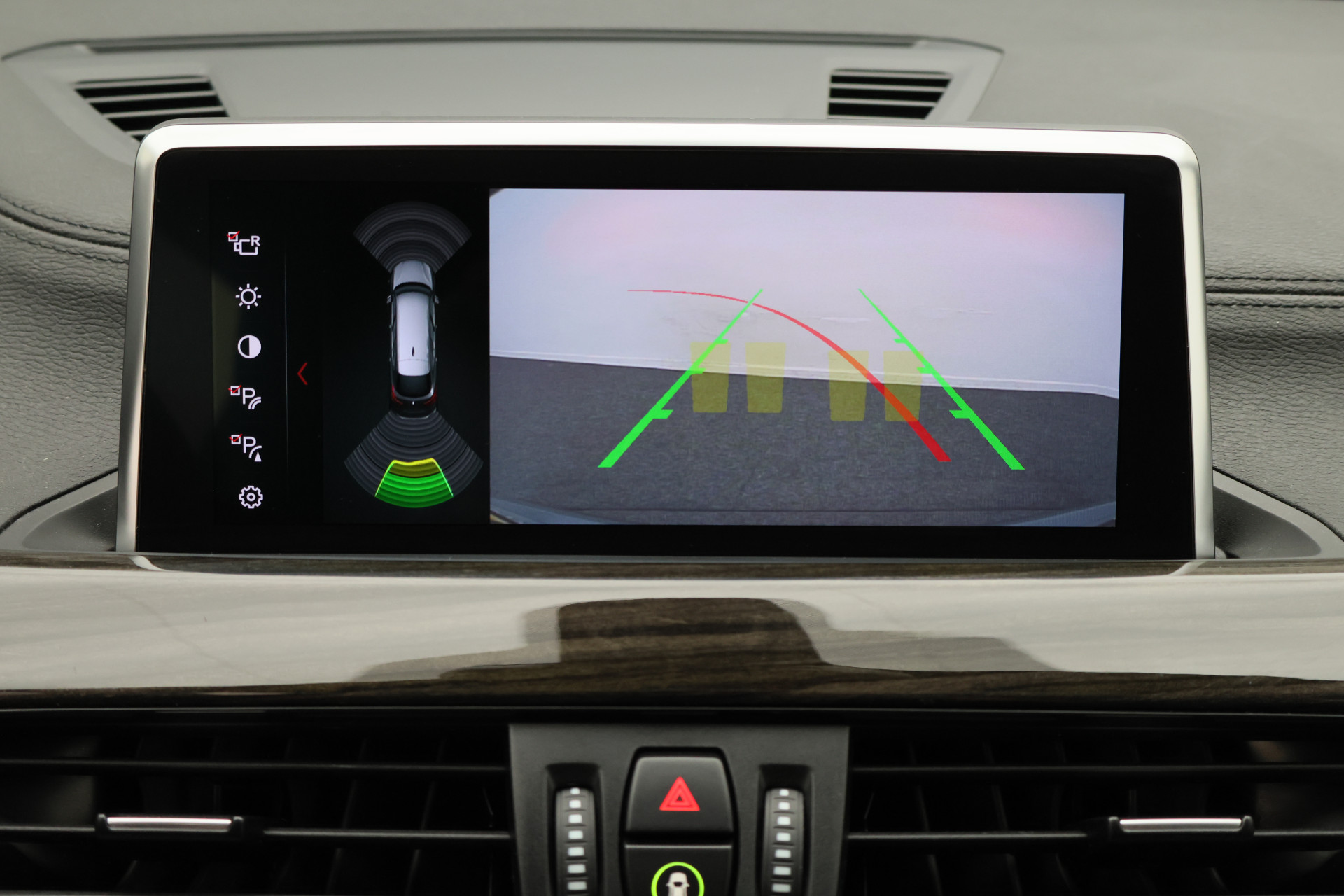 Foto van BMW X1 Xdrive25e