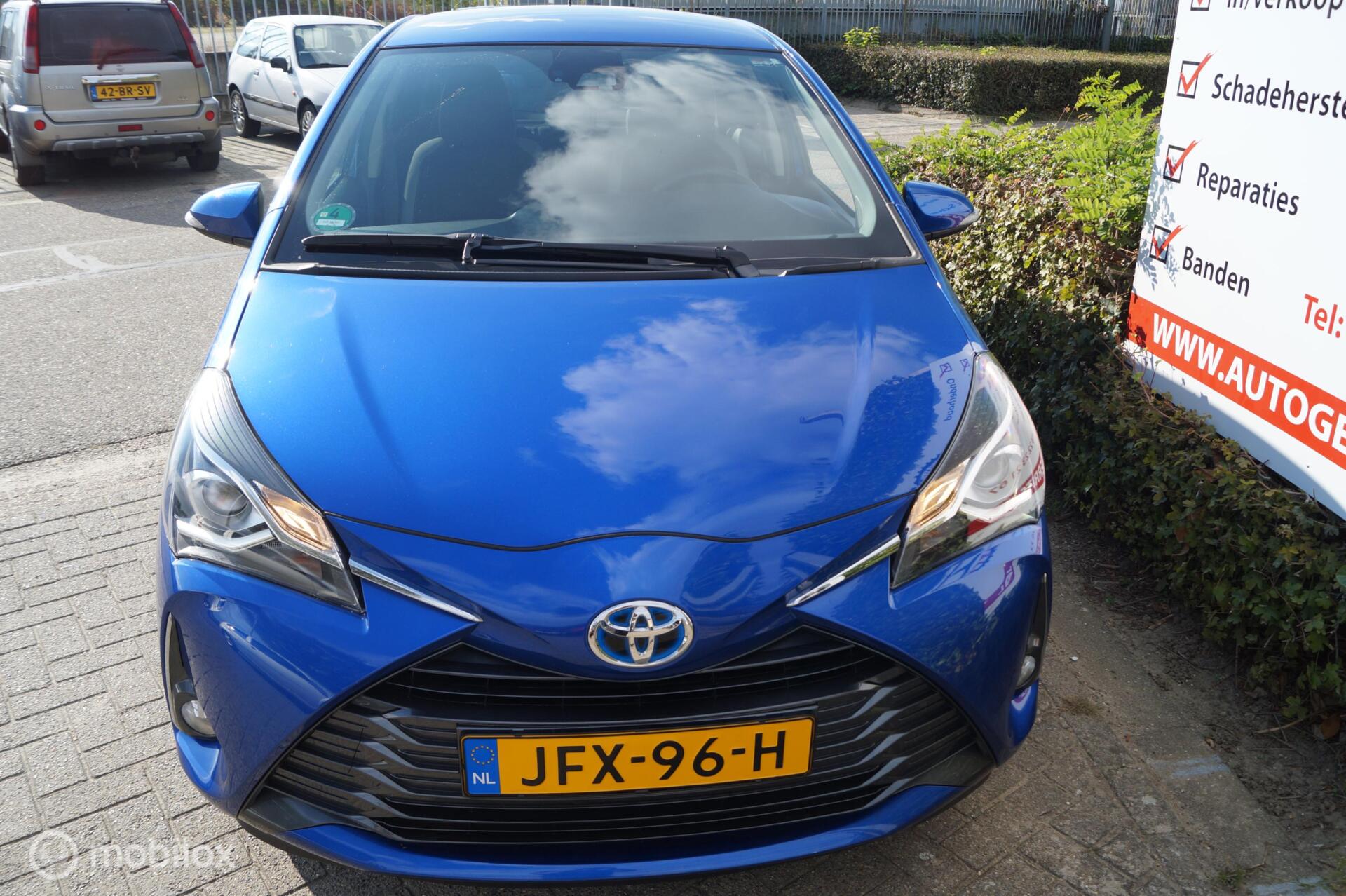 Foto van Toyota Toyota Yaris Hybrid