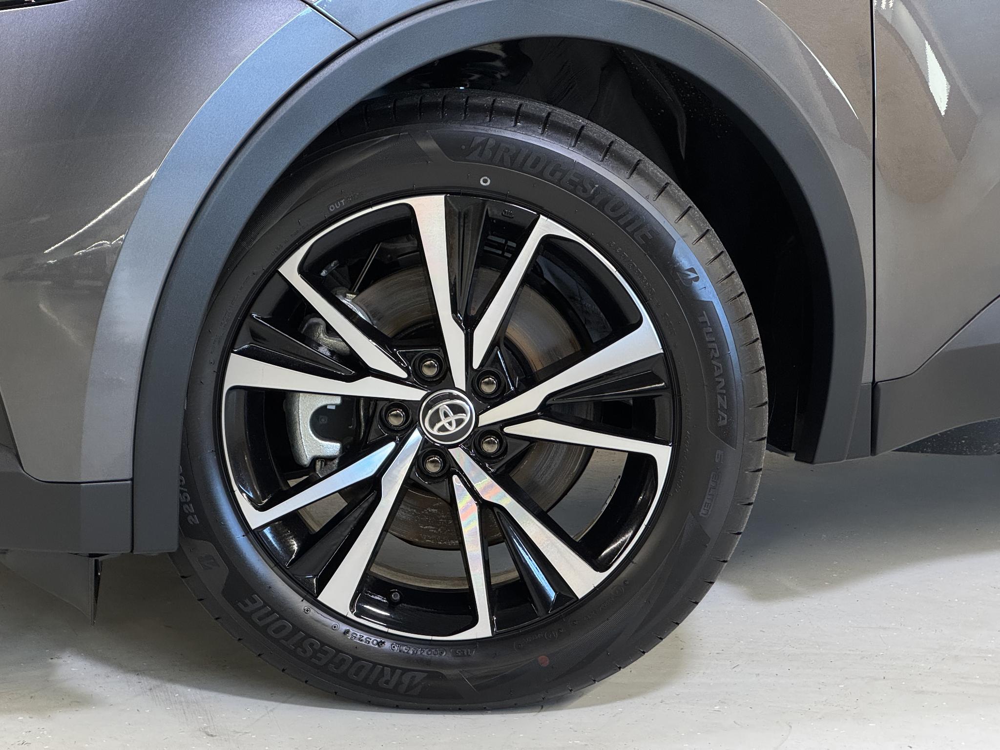 Foto van Toyota Toyota C-hr