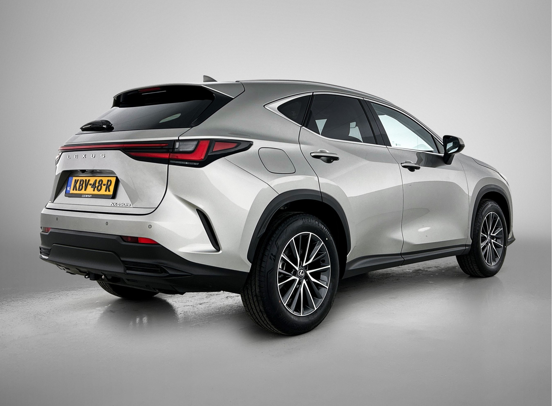 Foto van Lexus NX