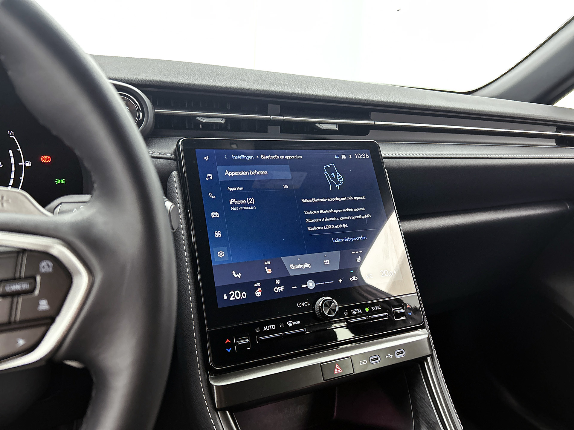 Foto van Lexus Lexus LBX