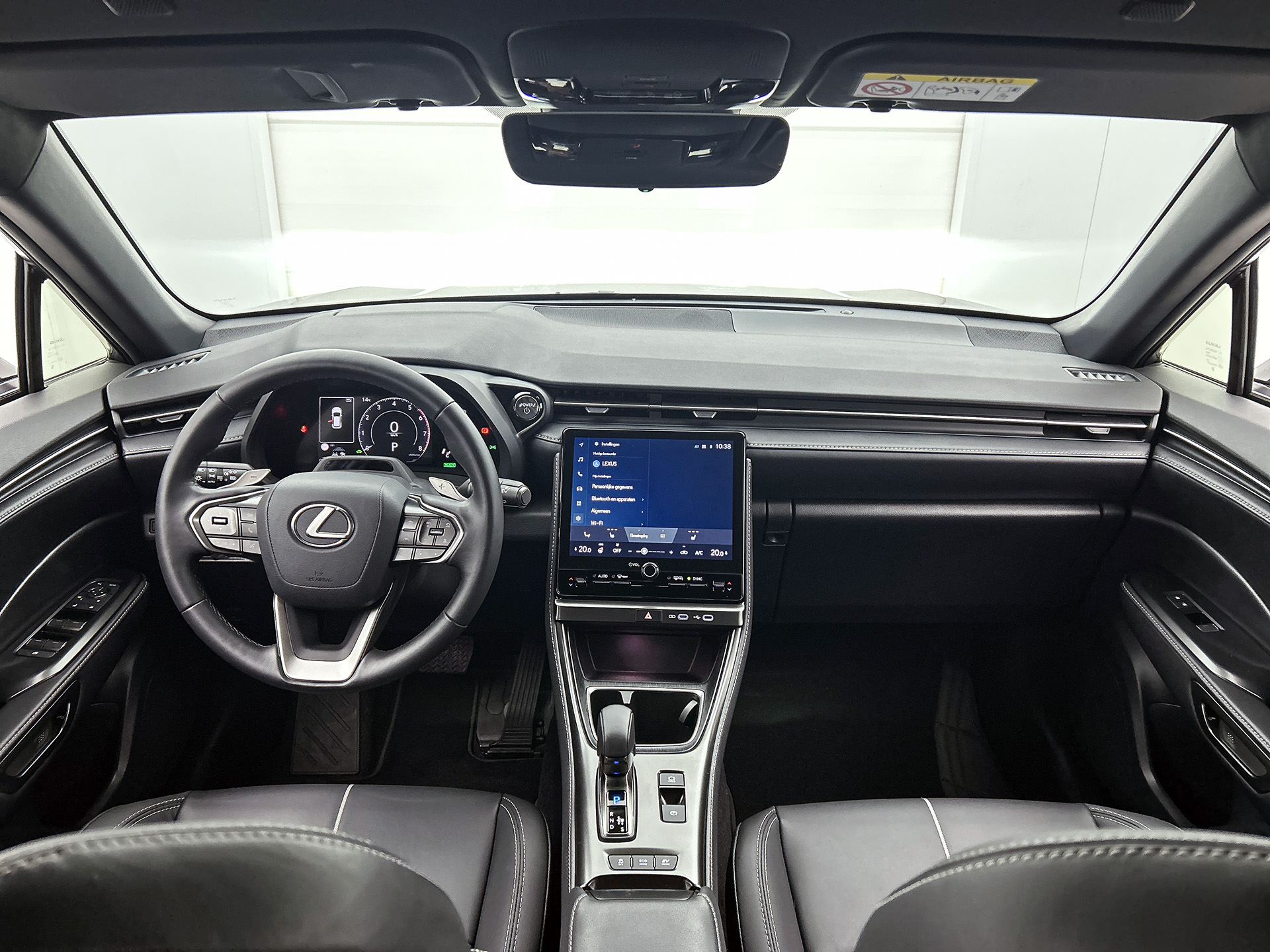 Foto van Lexus Lexus LBX