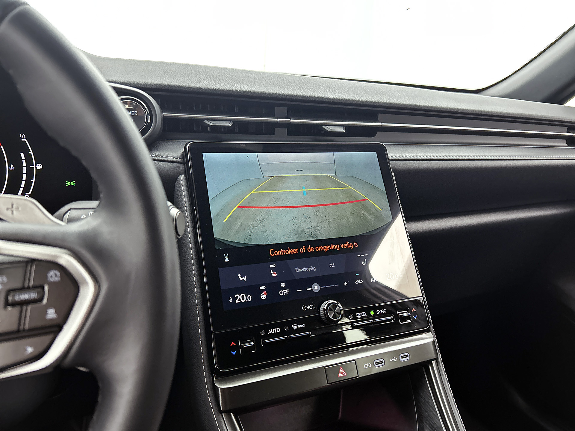 Foto van Lexus Lexus LBX