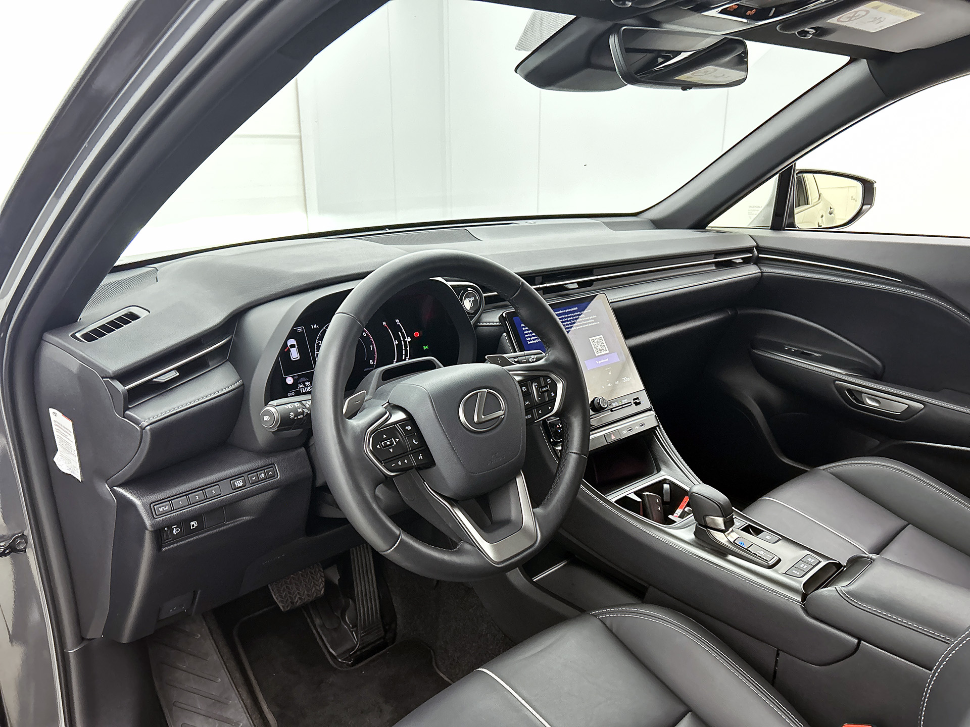 Foto van Lexus Lexus LBX