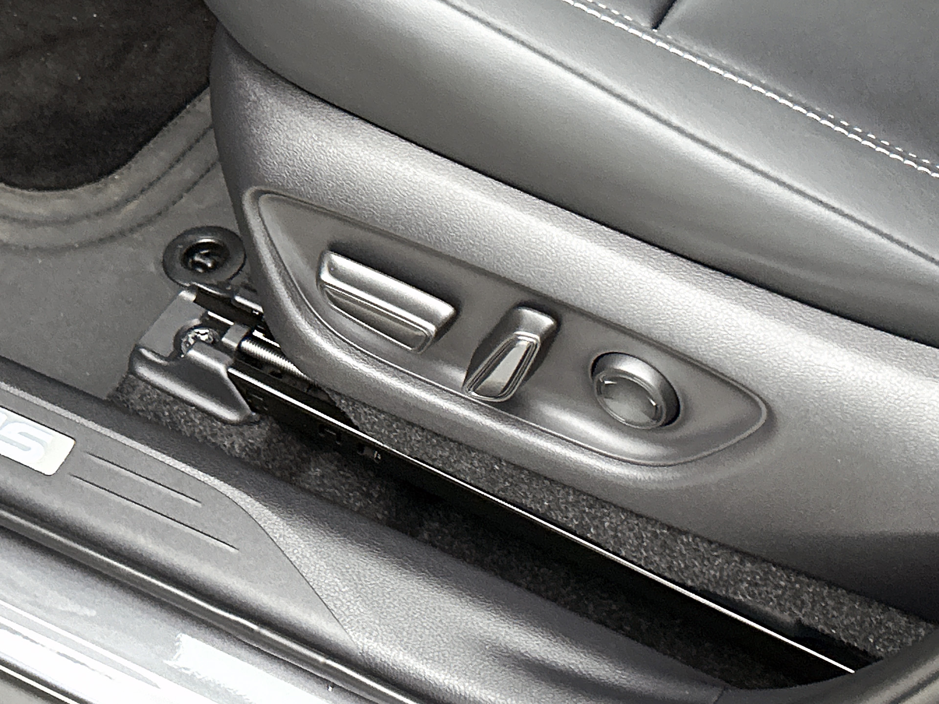 Foto van Lexus Lexus LBX