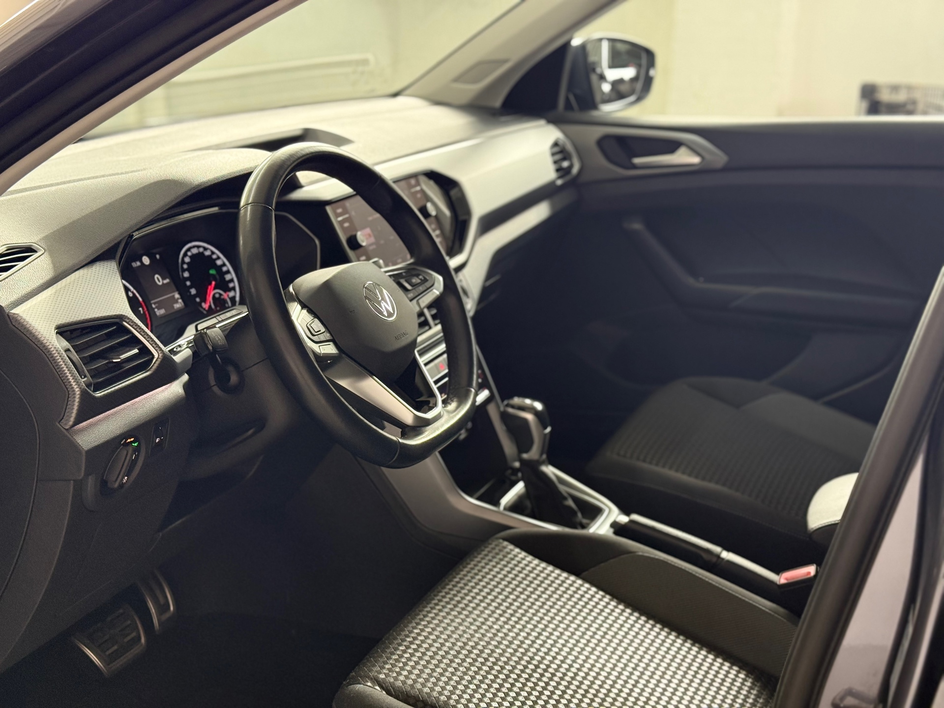 Foto van Volkswagen T-cross