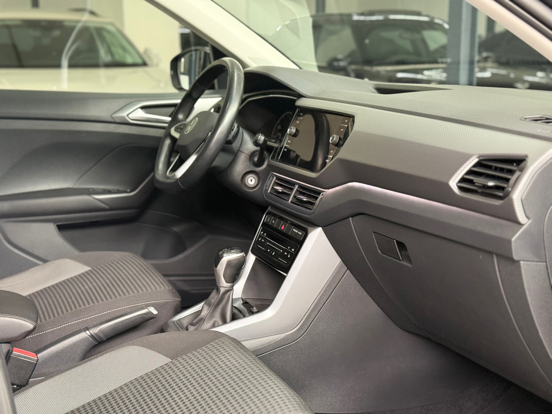 Foto van Volkswagen T-cross