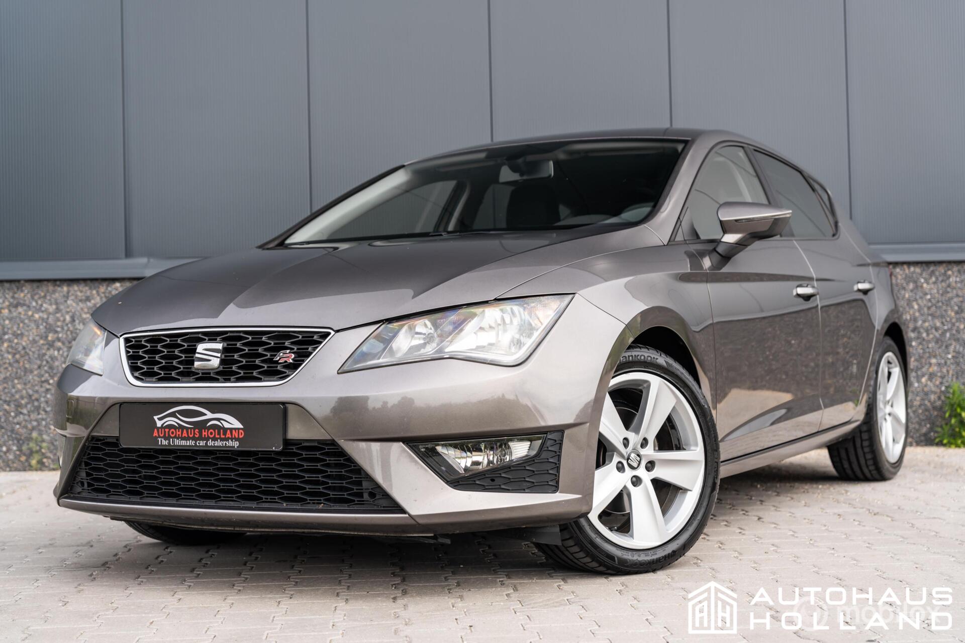 Seat Leon 2.0 TDI FR Business 2014 - voorkant