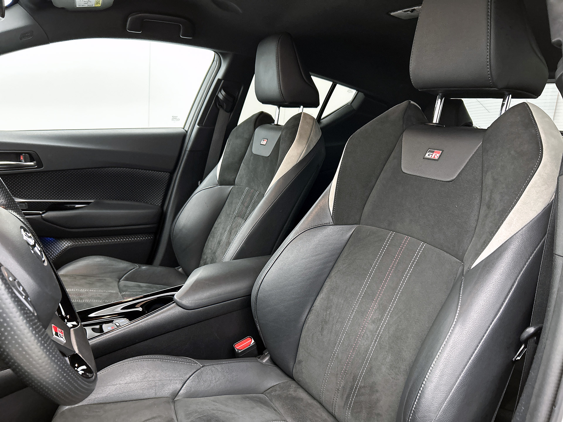 Foto van Toyota Toyota C-hr