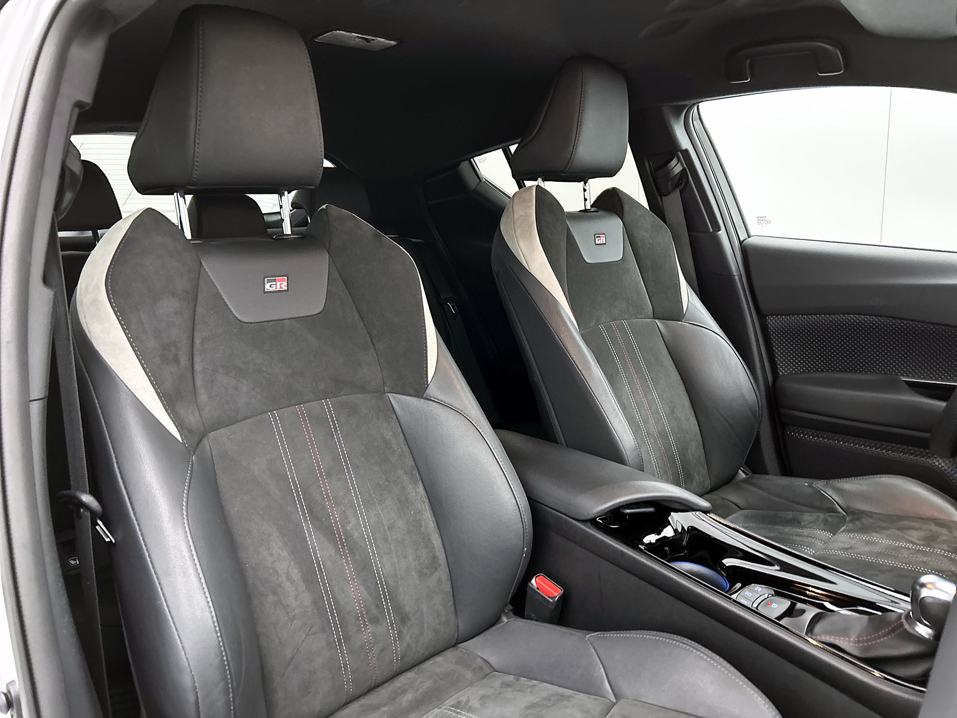 Foto van Toyota Toyota C-hr