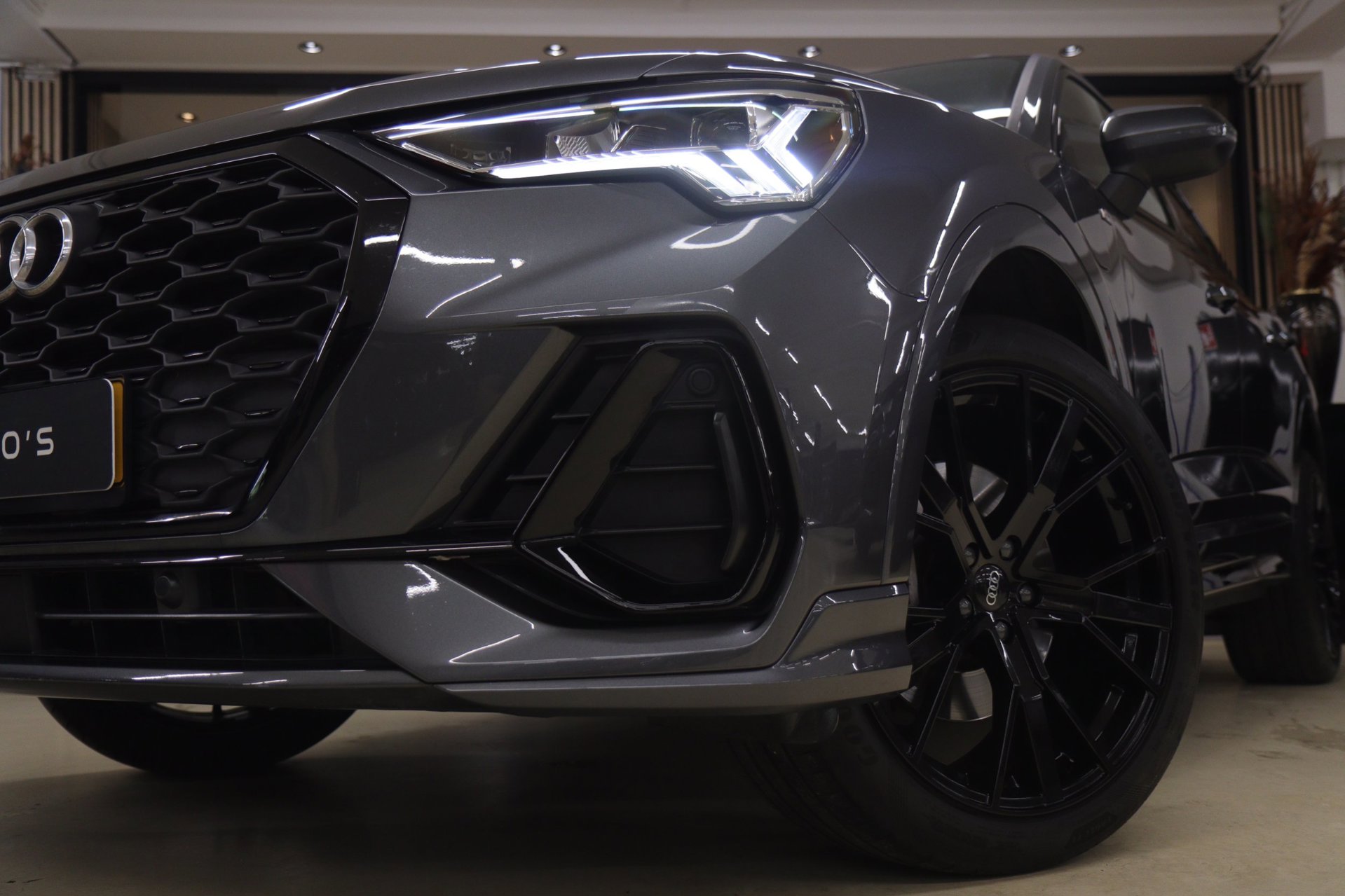 Foto van Audi Q3 Sportback E-tron