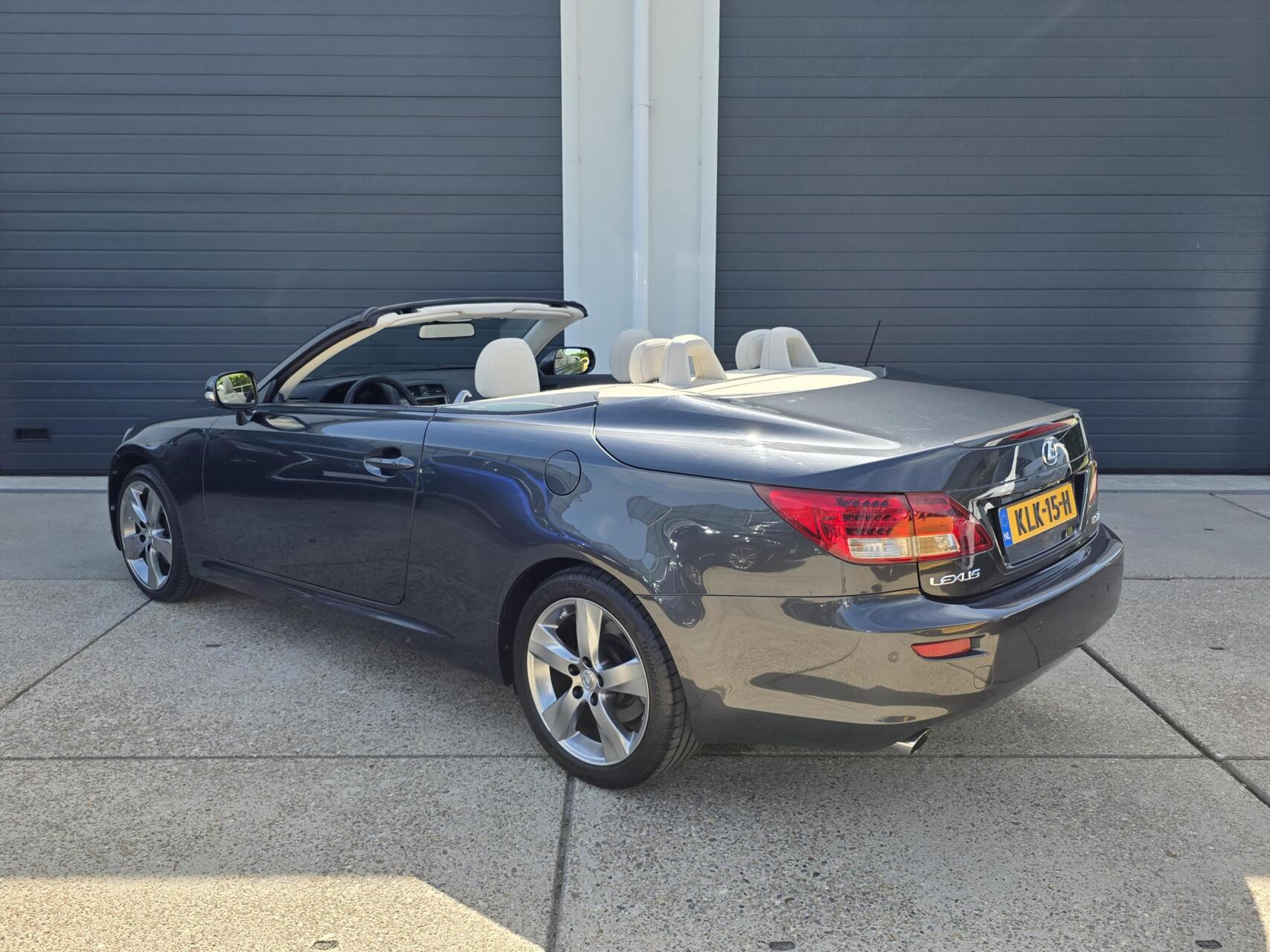 Foto van Lexus Lexus Is250c