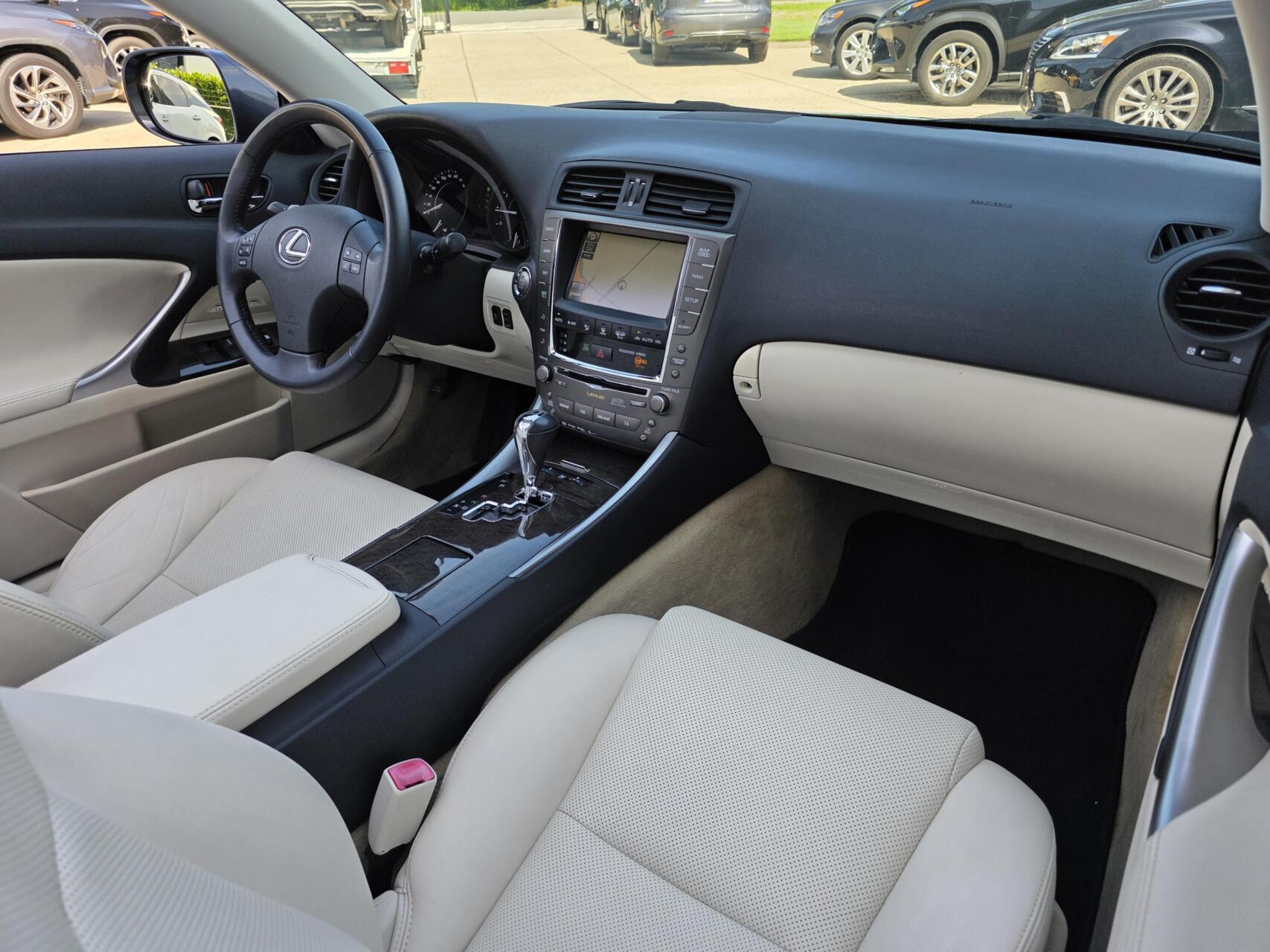 Foto van Lexus Lexus Is250c