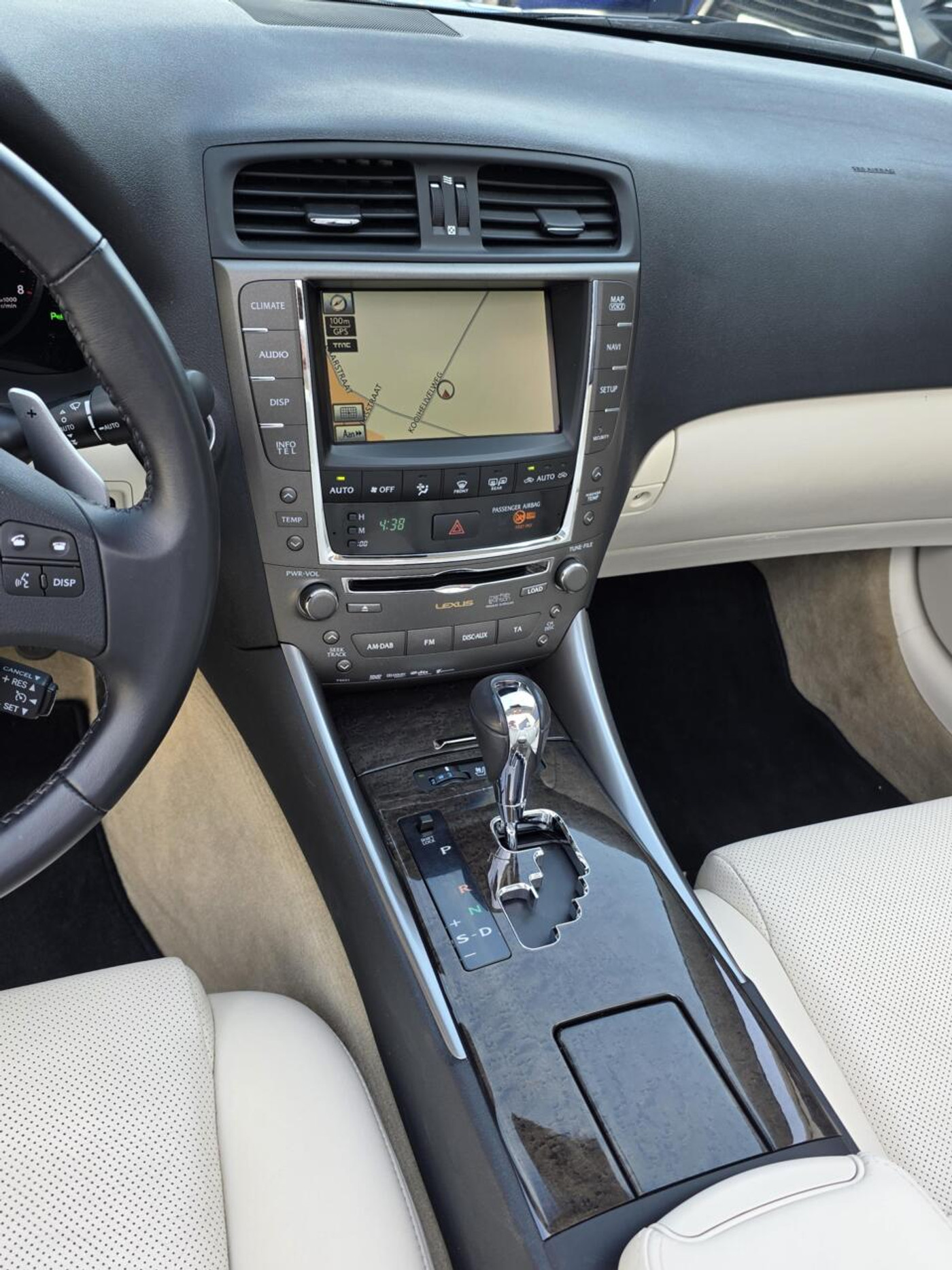 Foto van Lexus Lexus Is250c
