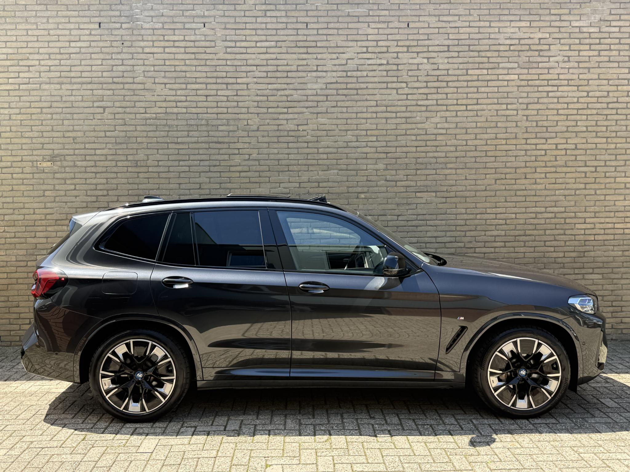 Foto van BMW Ix3