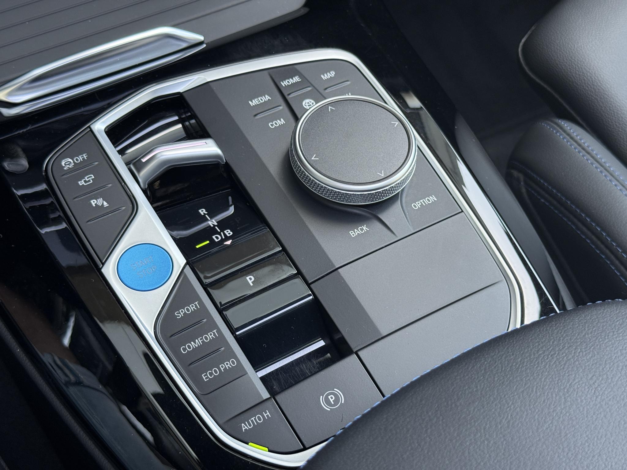 Foto van BMW Ix3