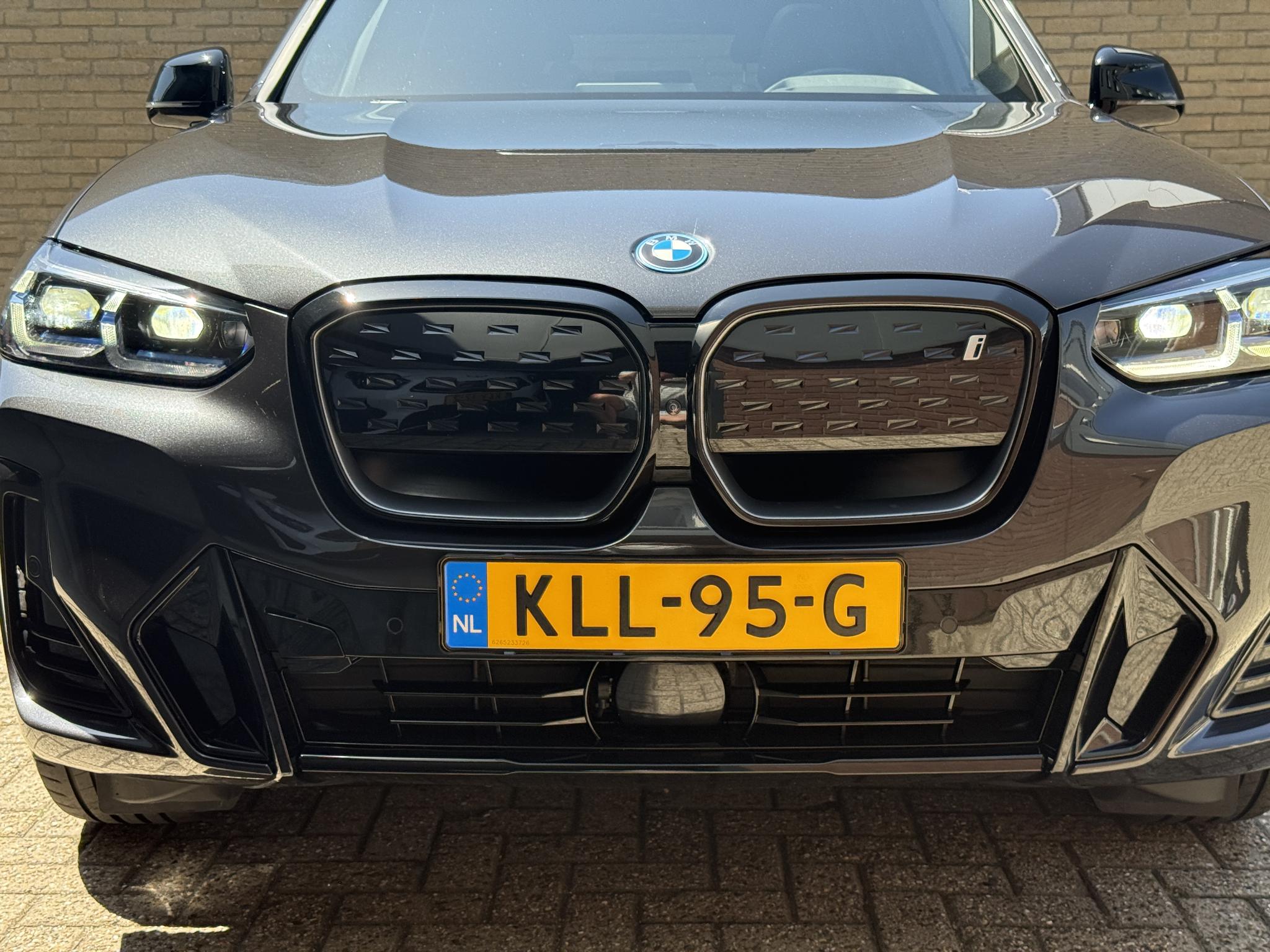 Foto van BMW Ix3