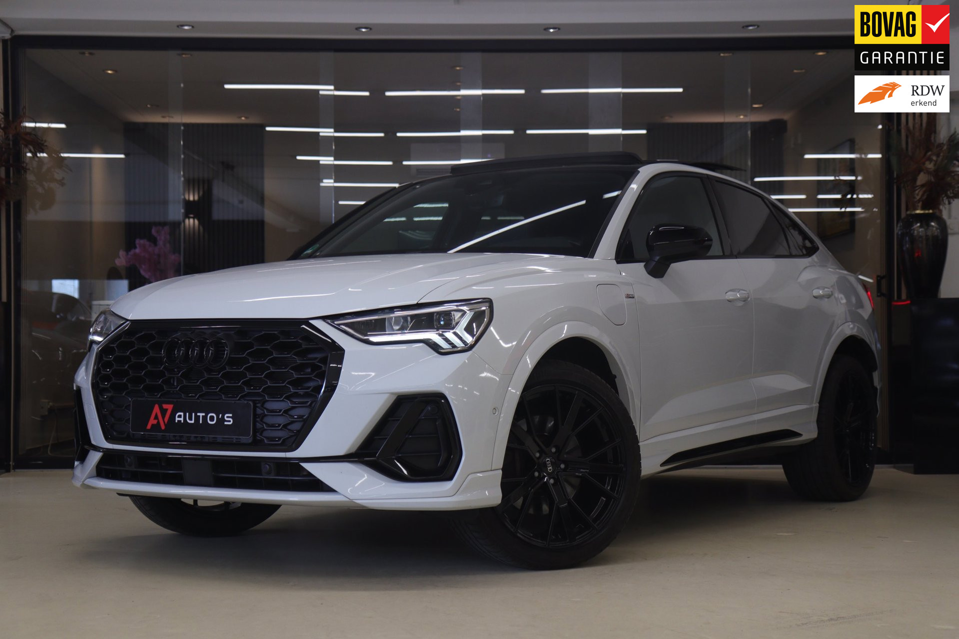 Foto van Audi Q3 Sportback E-tron