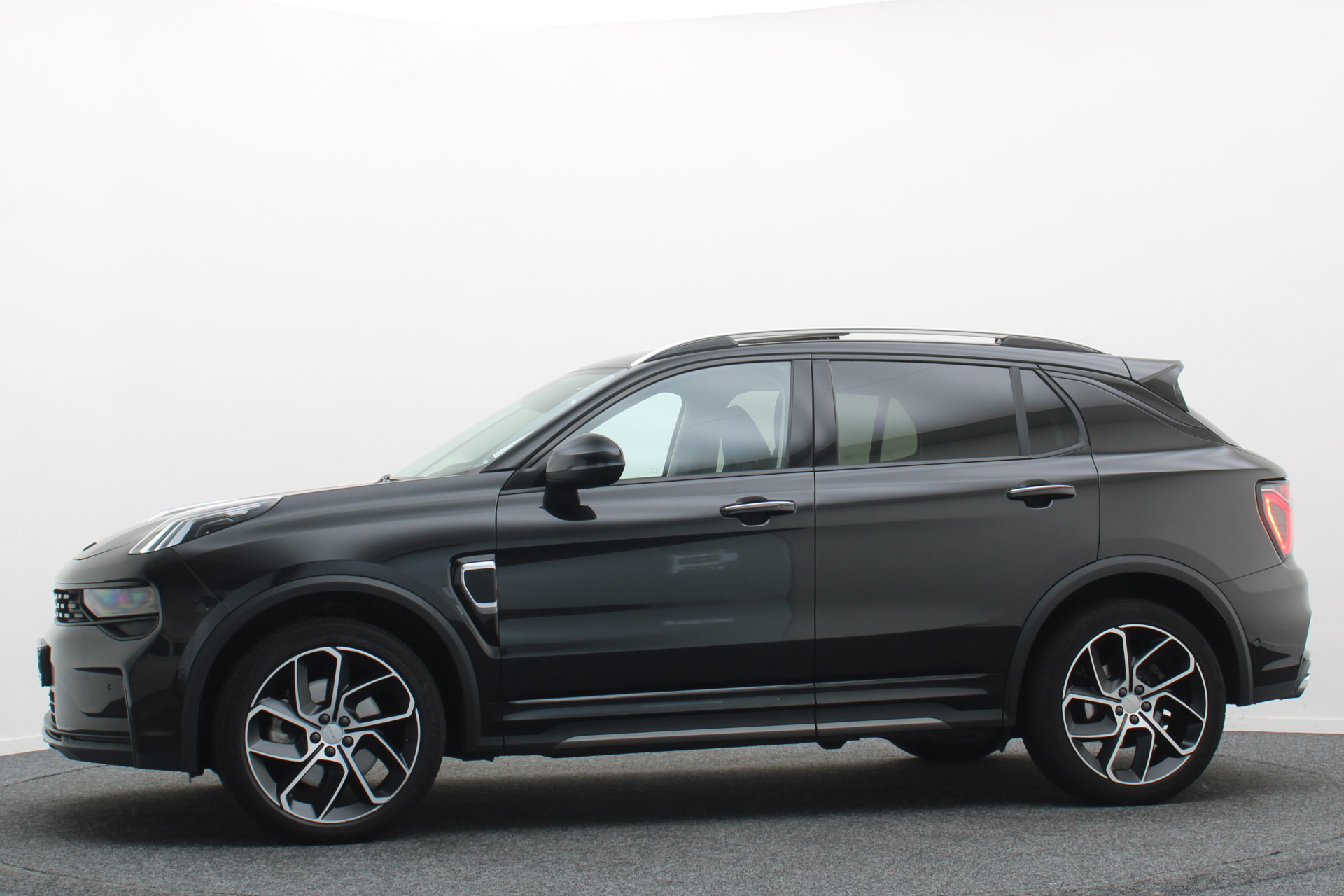 Foto van Lynk&co LYNK & Co 01
