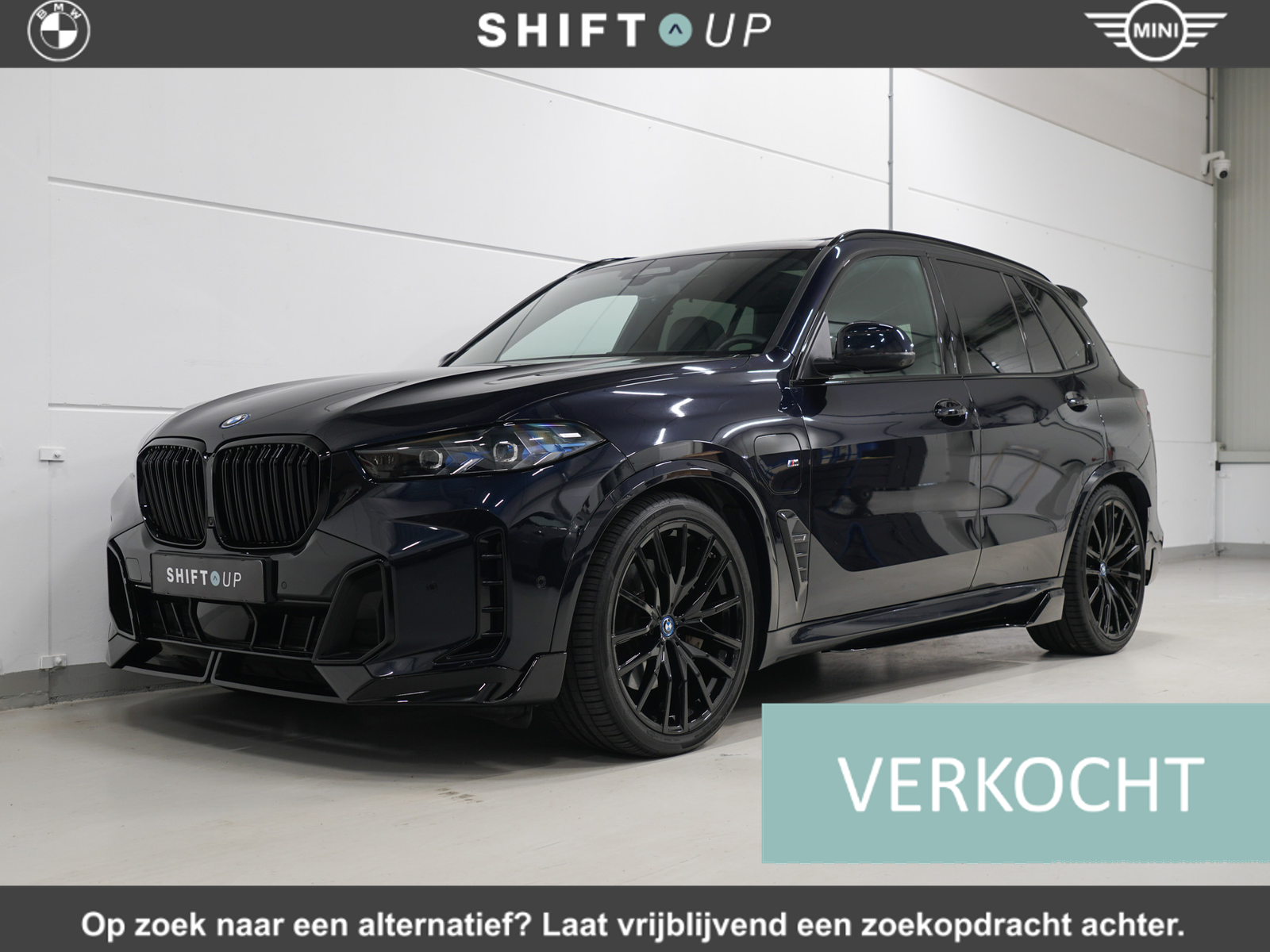 BMW X5 Xdrive50e xDrive50e M-Sport | Panoramadak | CoPilot | Harman Kardon 2023 - voorkant