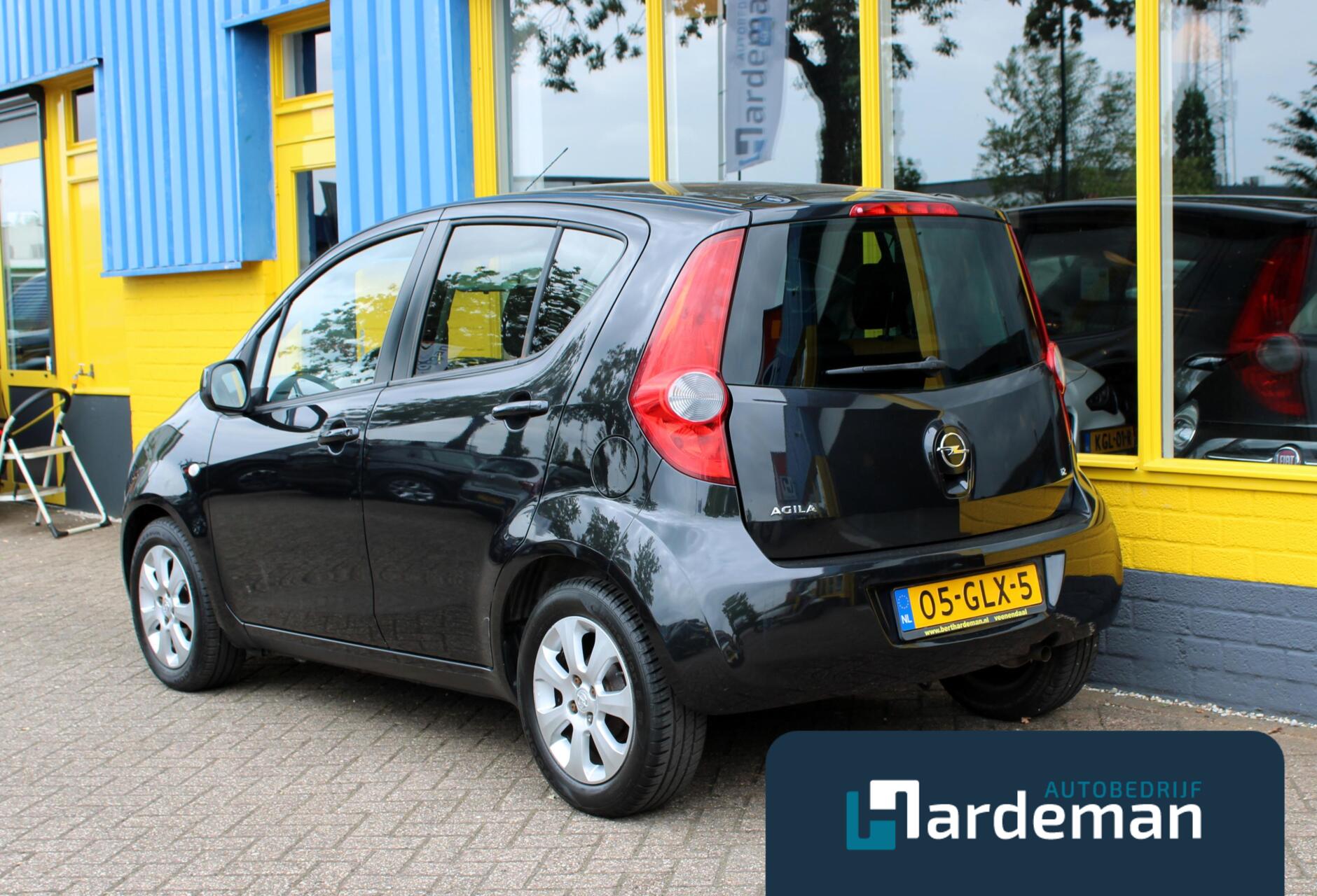 Foto van Opel Agila