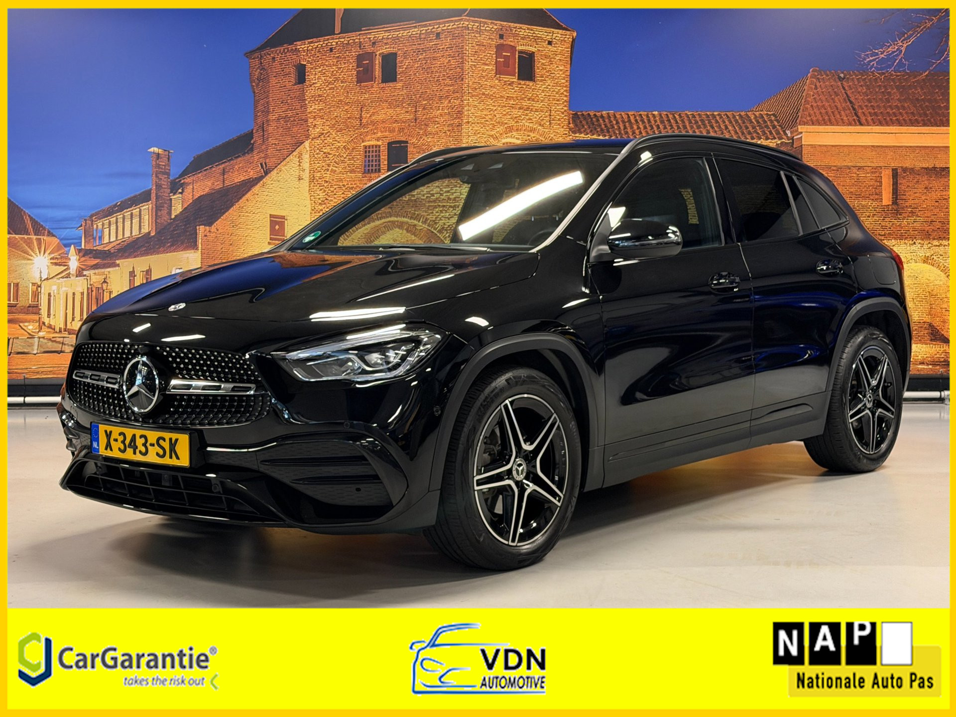 Mercedes-Benz Gla 200 200 AMG Line Automaat Camera LED Carplay 2023 - voorkant