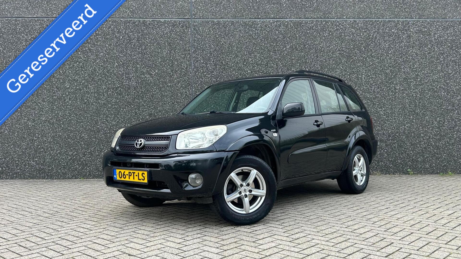 Toyota Toyota Rav4 2.0-16V 4x4/Airco/150PK/Cruise/Nap/Navi/Trekhaak 2004 - voorkant
