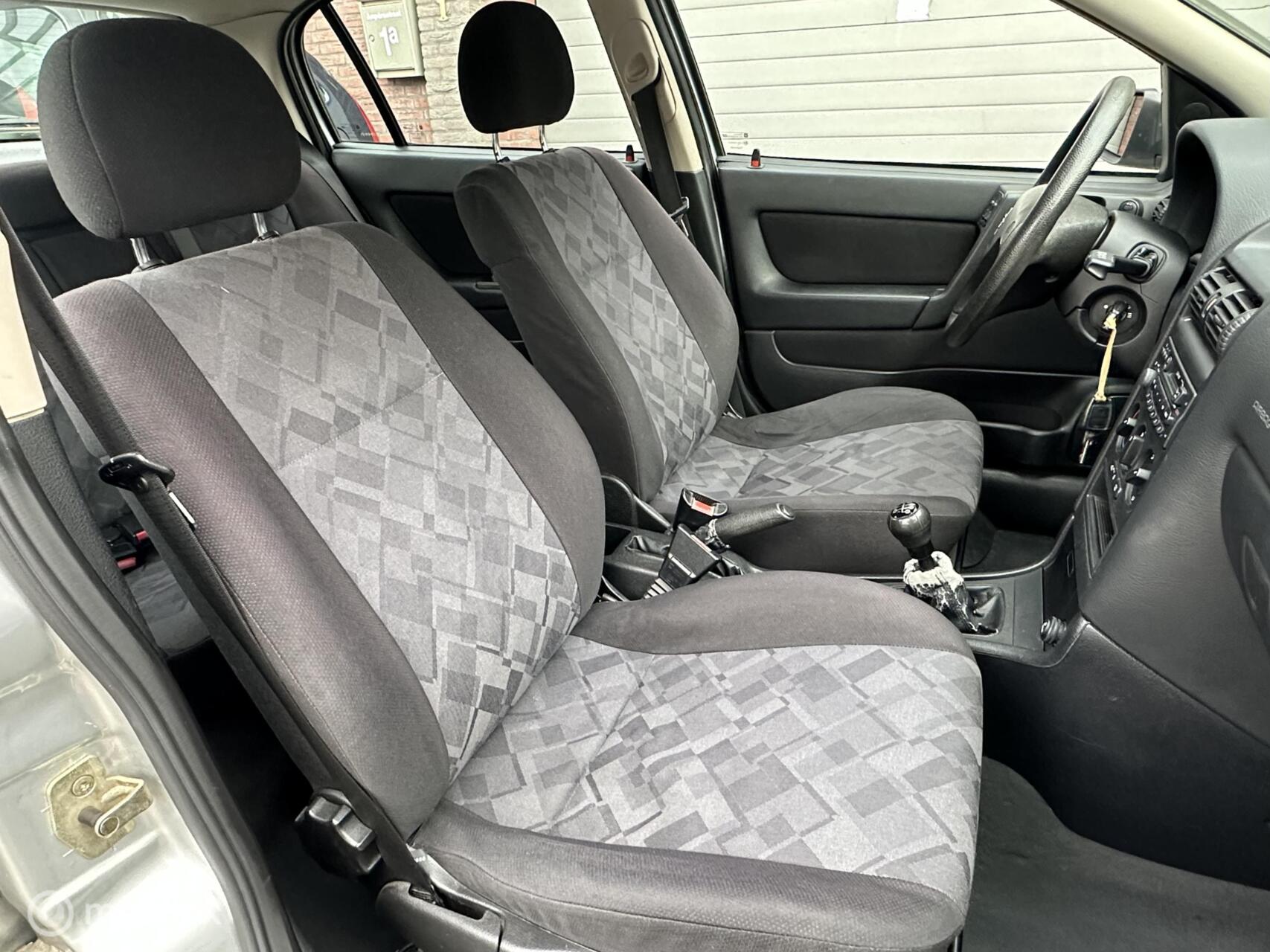 Foto van Opel Astra-g-cc