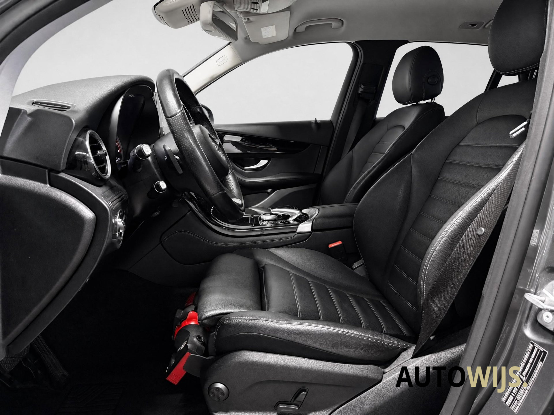 Foto van Mercedes-Benz GLC 350 E 4Matic