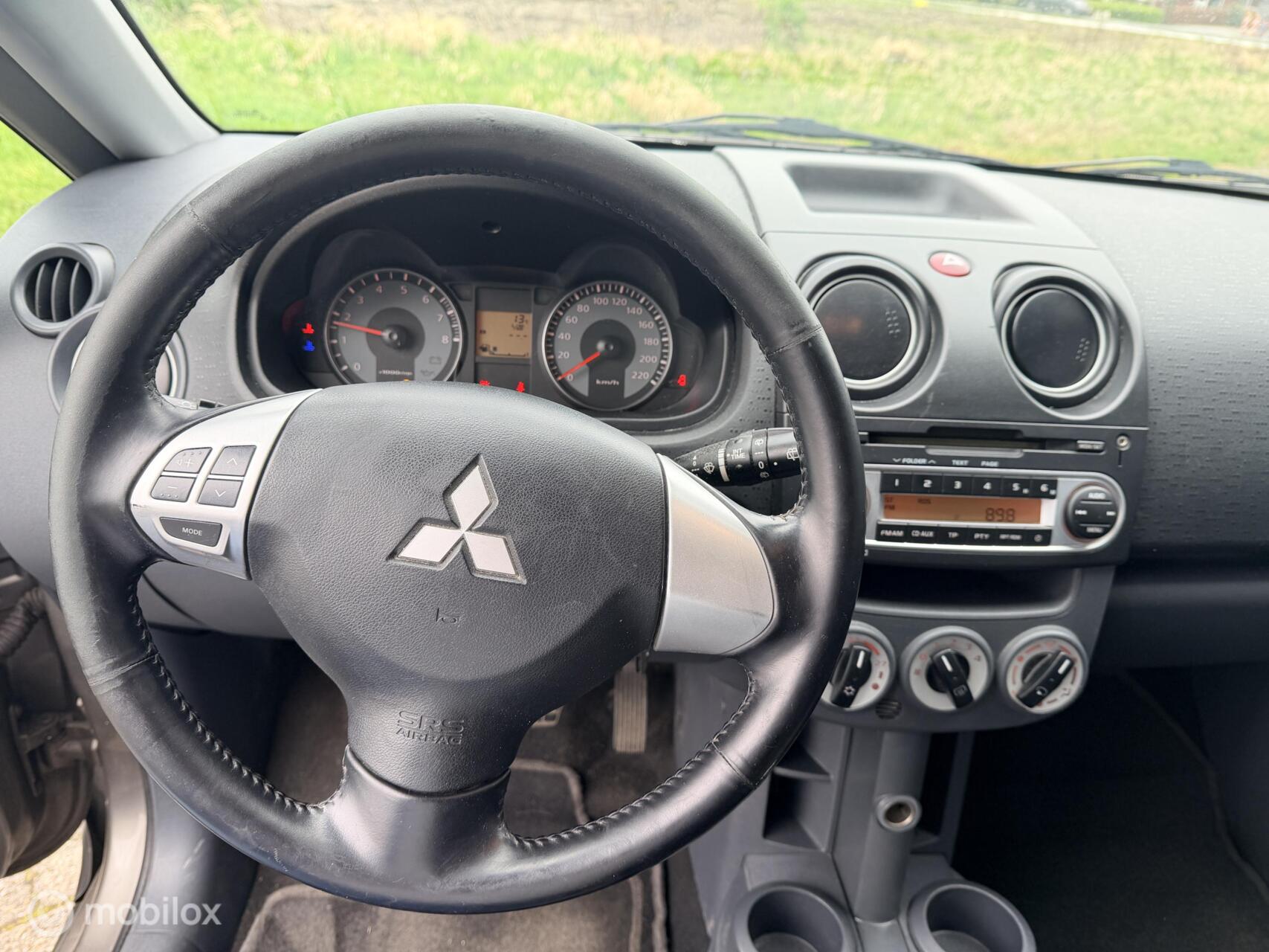 Foto van Mitsubishi Mitsubishi Colt