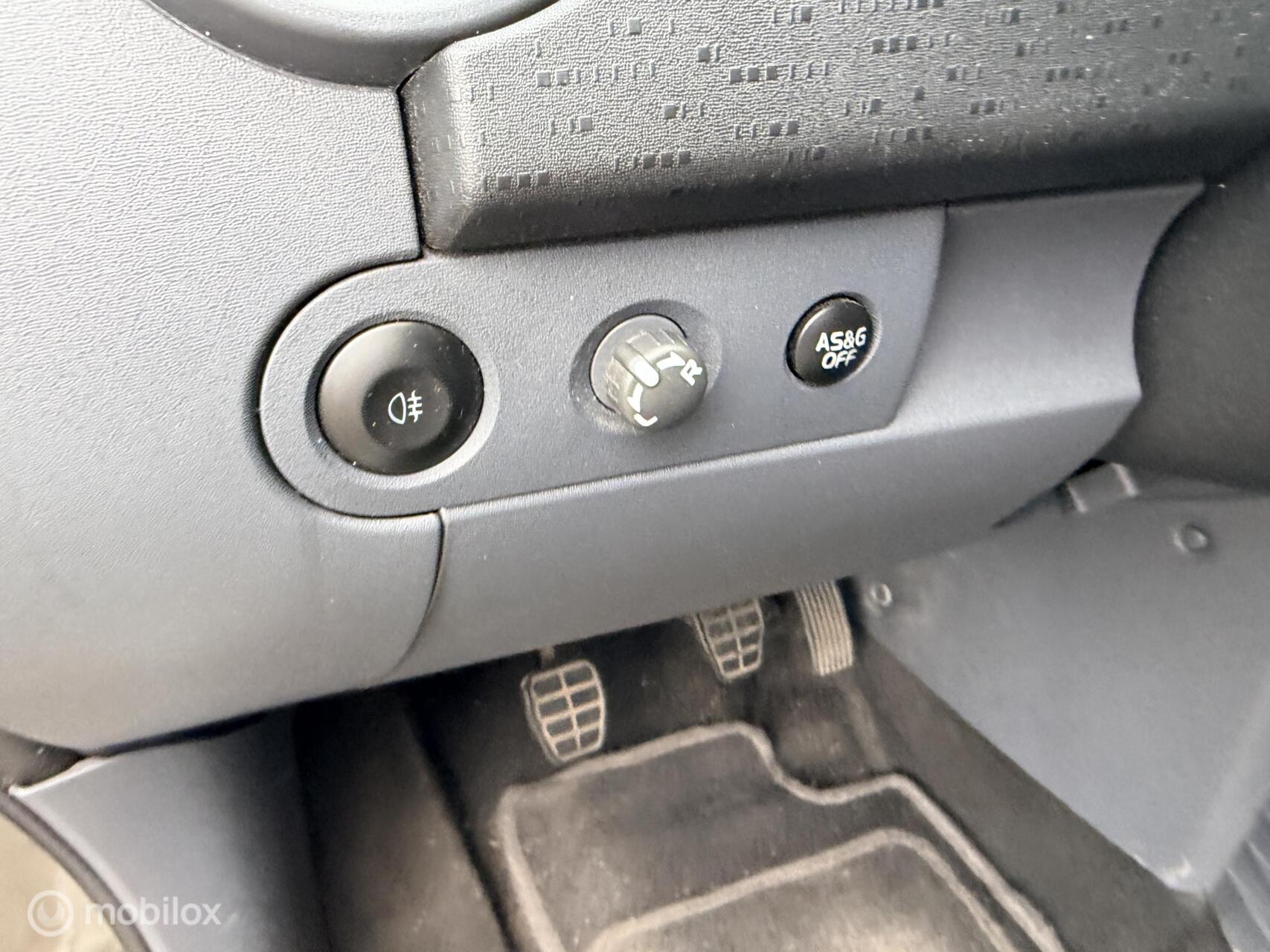 Foto van Mitsubishi Mitsubishi Colt