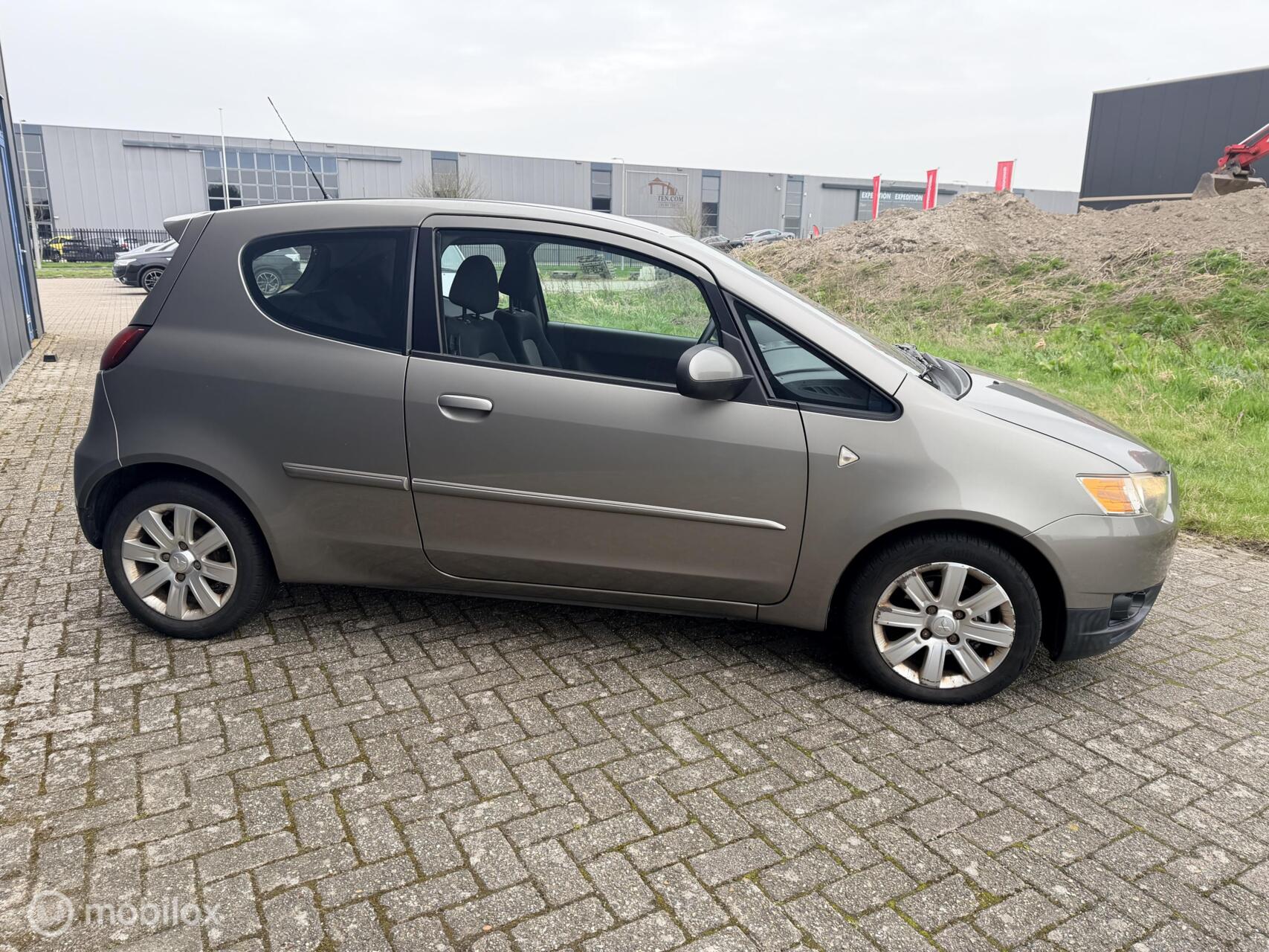 Foto van Mitsubishi Mitsubishi Colt