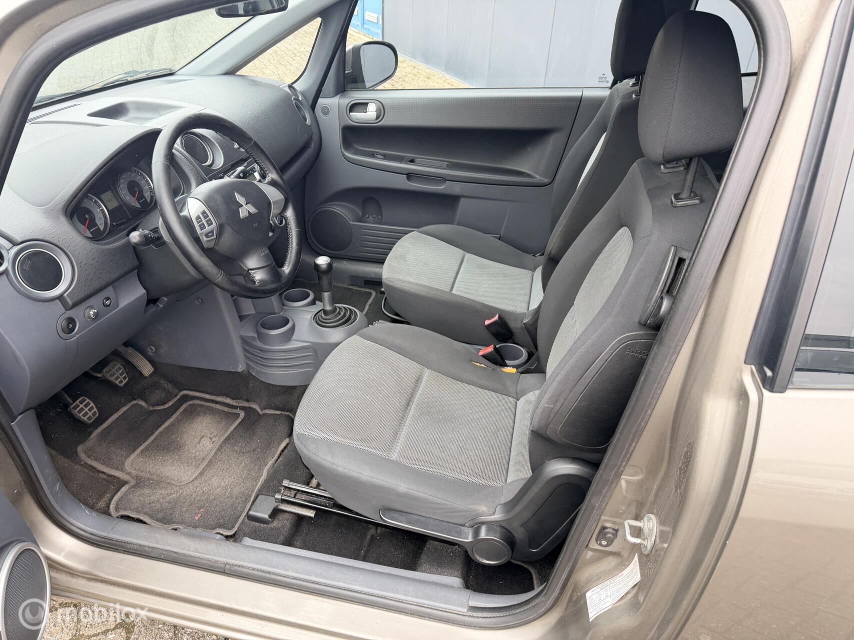 Foto van Mitsubishi Mitsubishi Colt