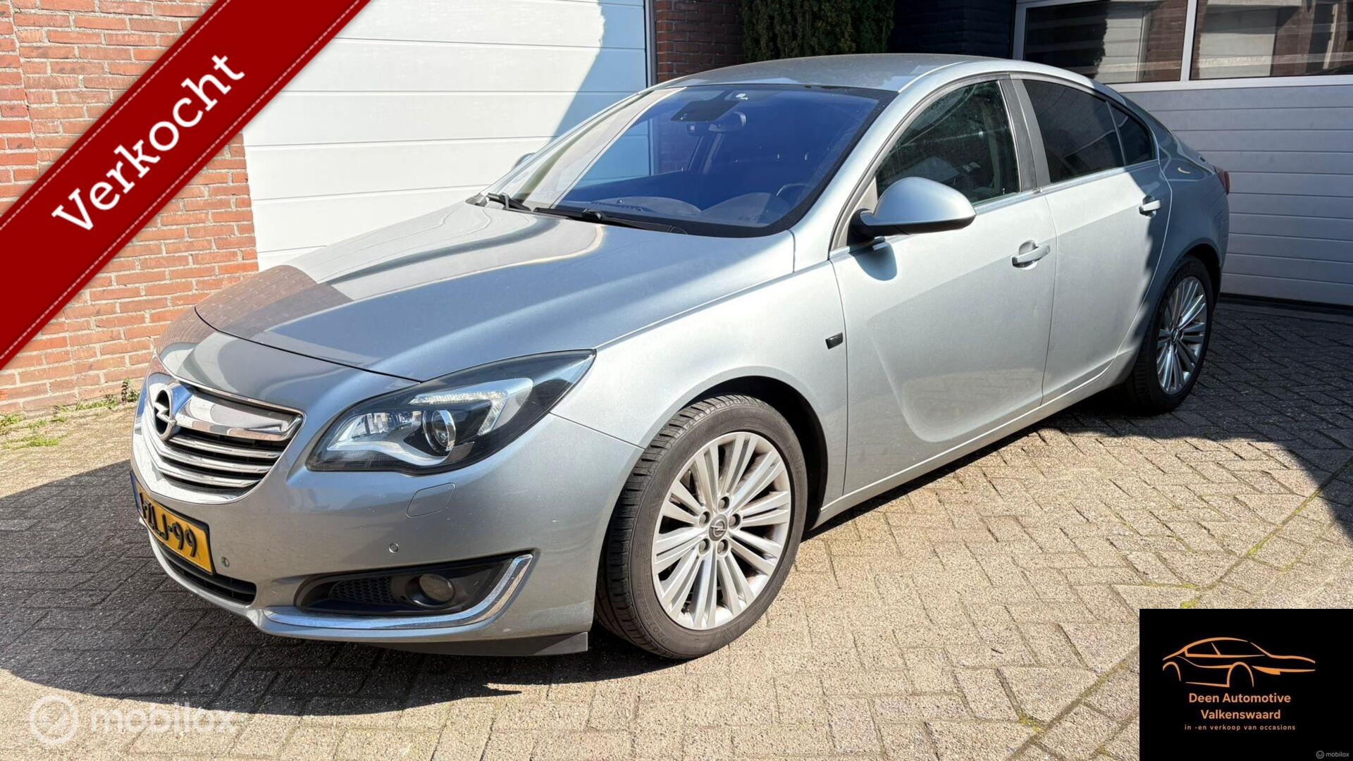 Opel Insignia Limousine HB 1.4 T EcoFLEX Business+ * APK tot 04-2027 * 2015 - voorkant