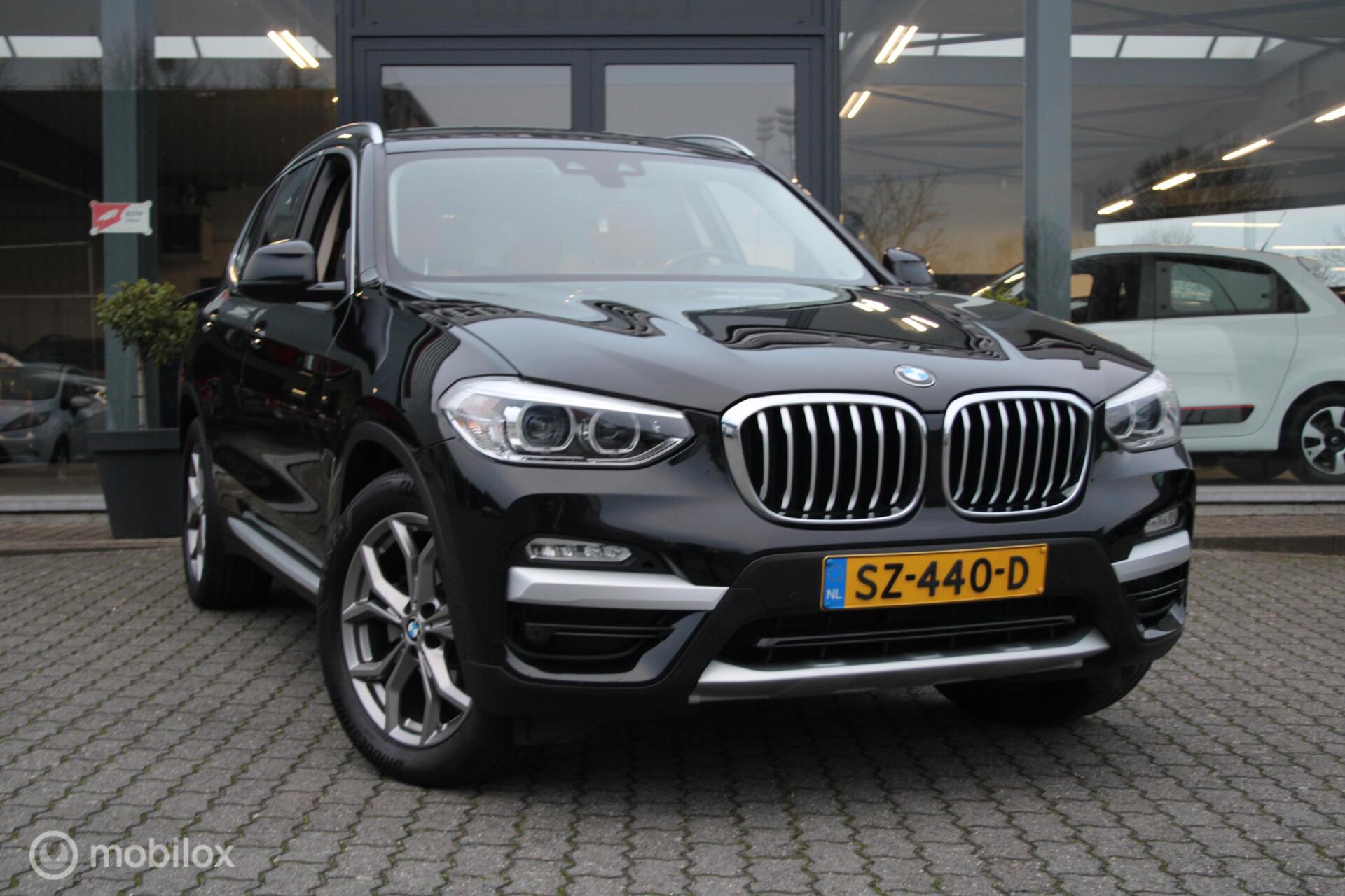 Foto van BMW X3 Xdrive20i