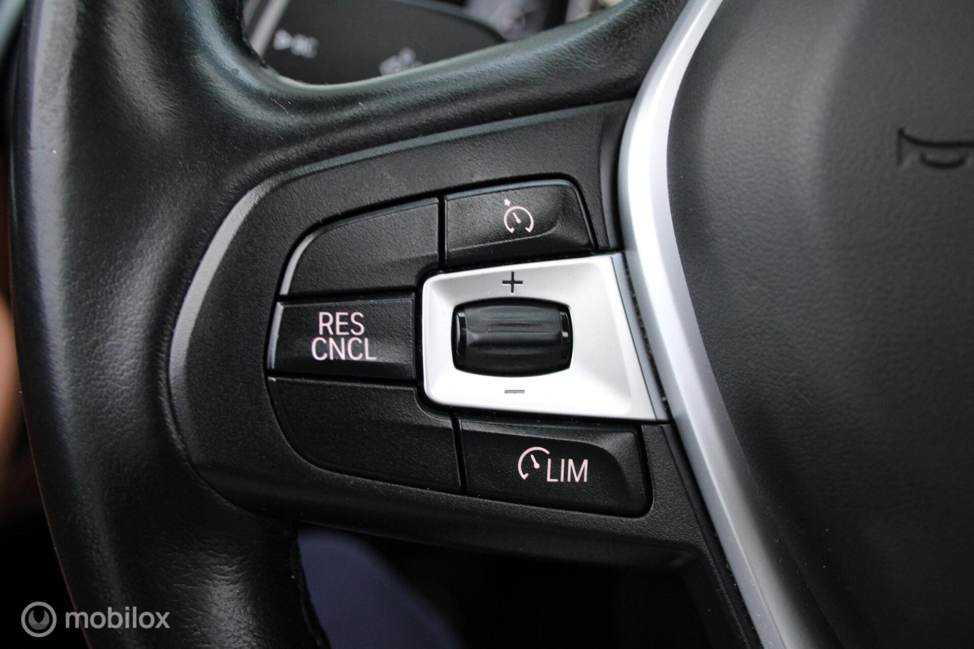 Foto van BMW X3 Xdrive20i