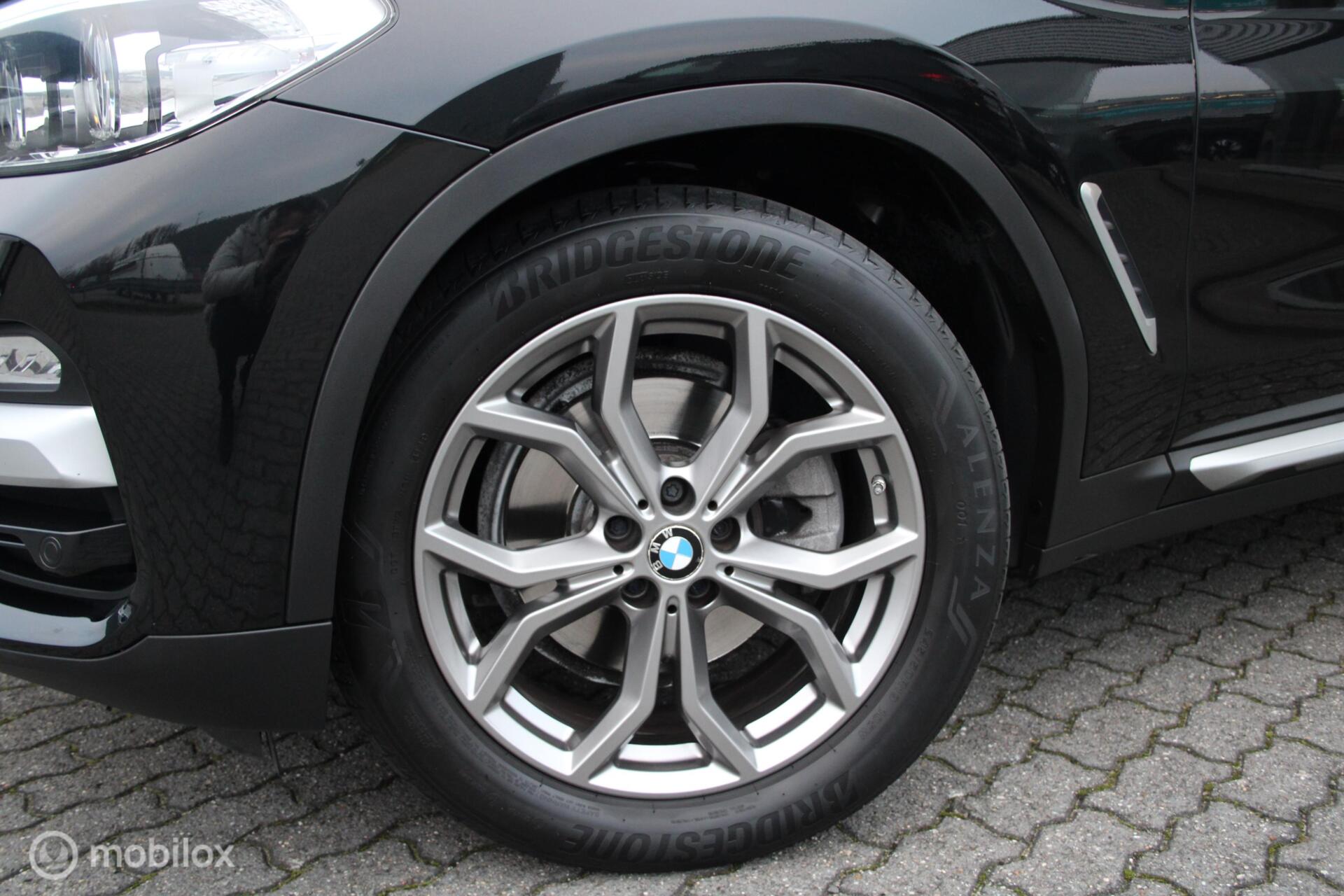 Foto van BMW X3 Xdrive20i