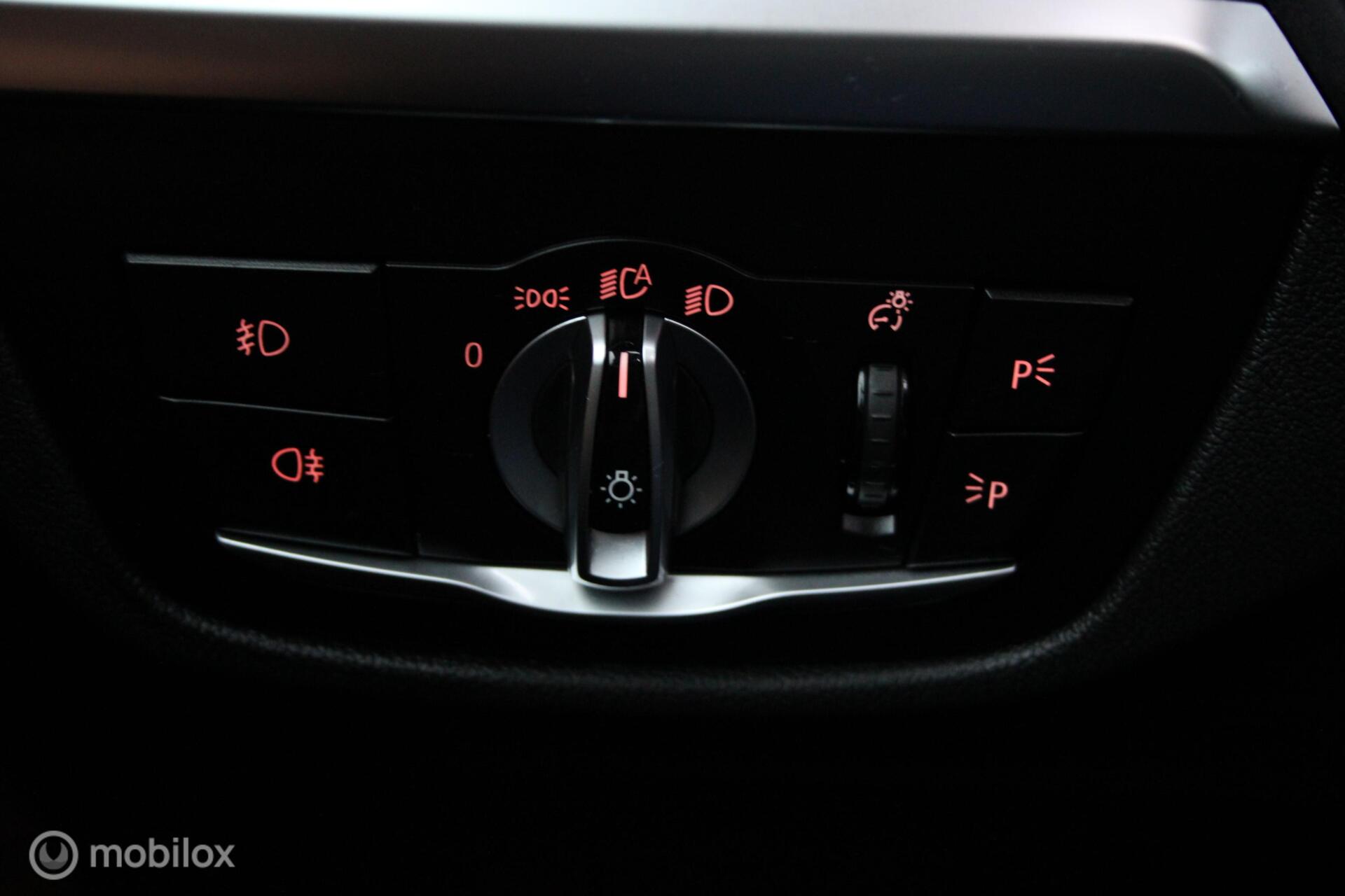 Foto van BMW X3 Xdrive20i
