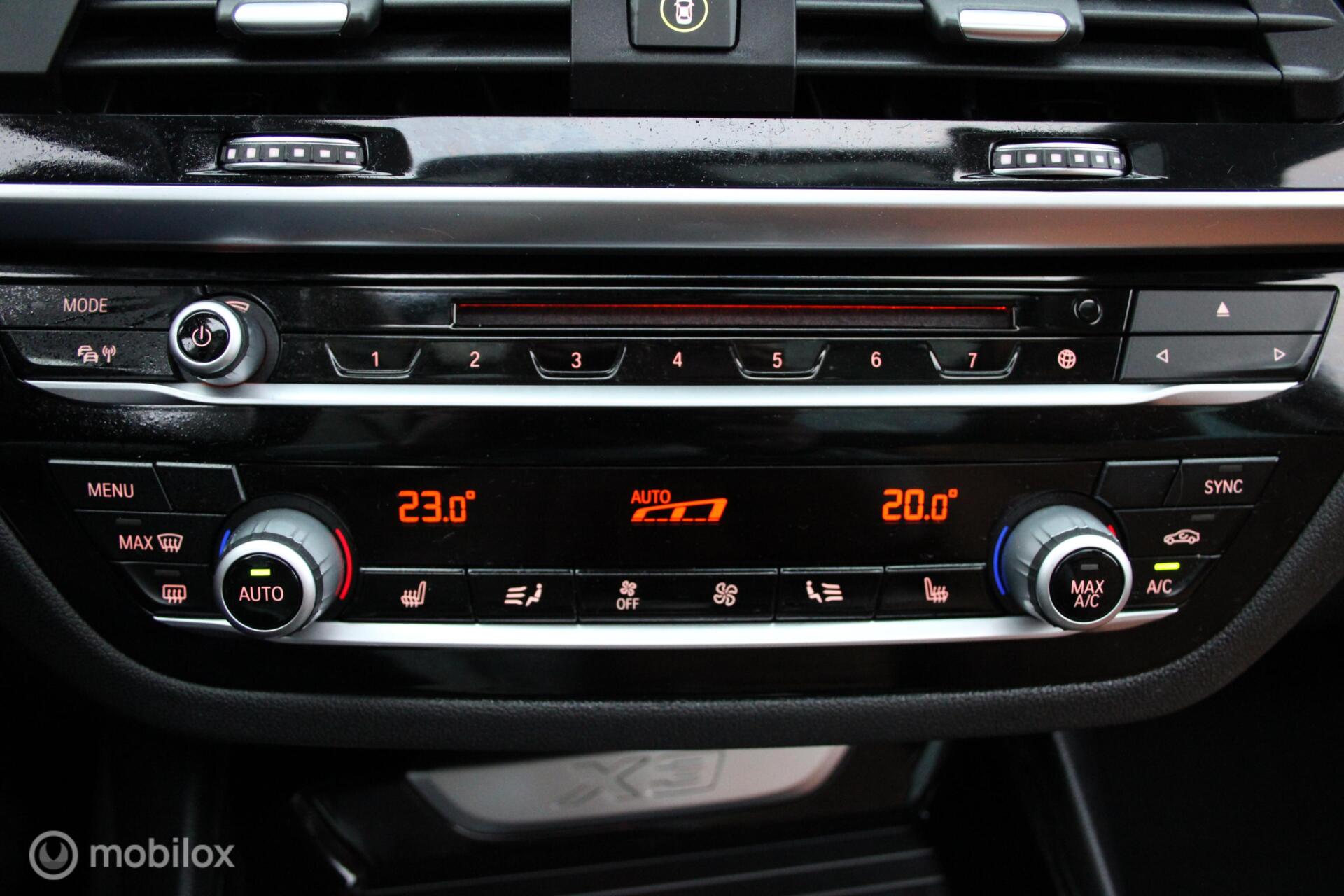 Foto van BMW X3 Xdrive20i