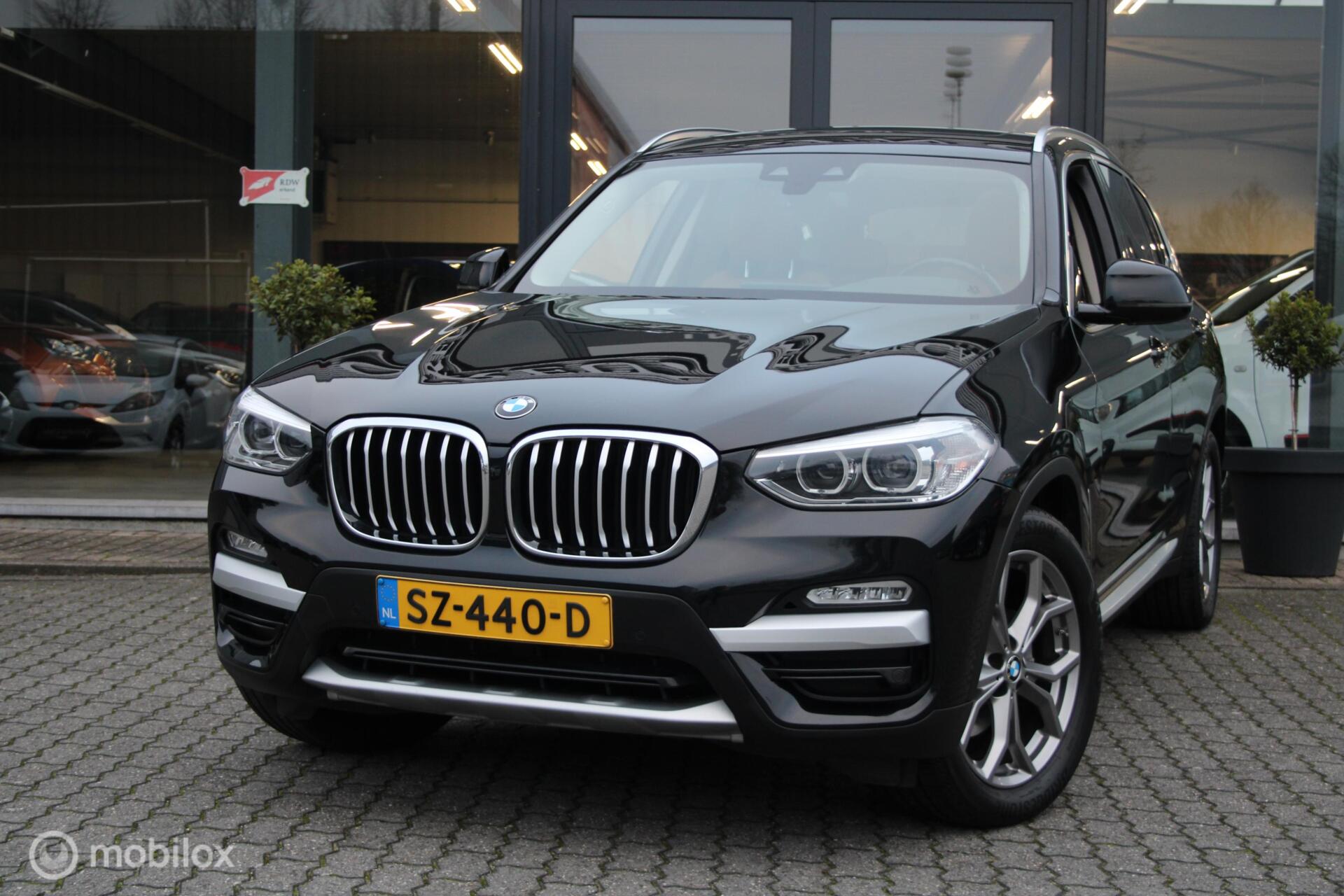 Foto van BMW X3 Xdrive20i