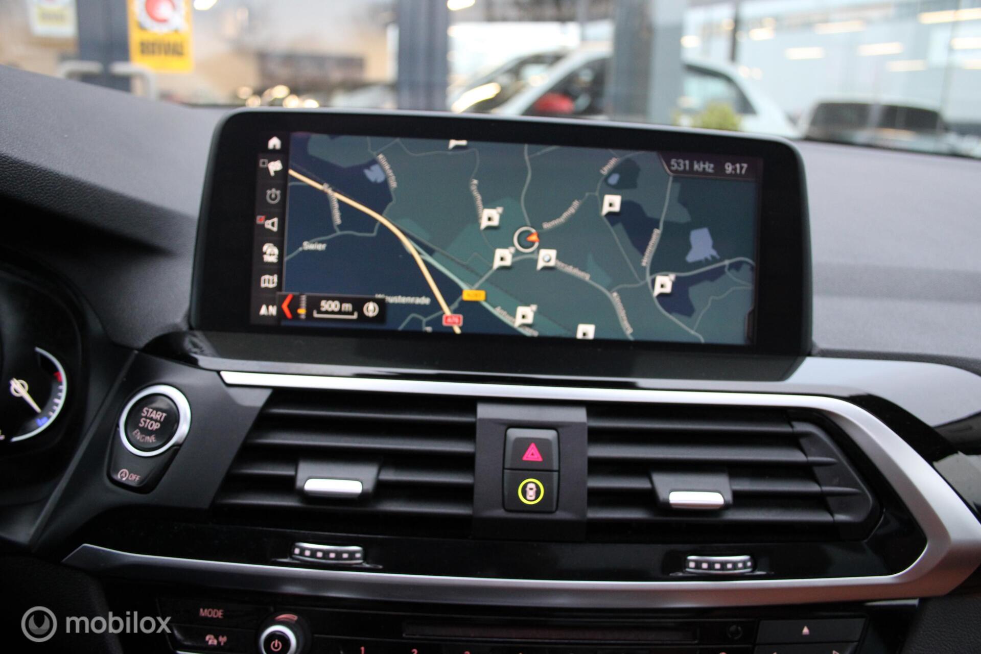 Foto van BMW X3 Xdrive20i