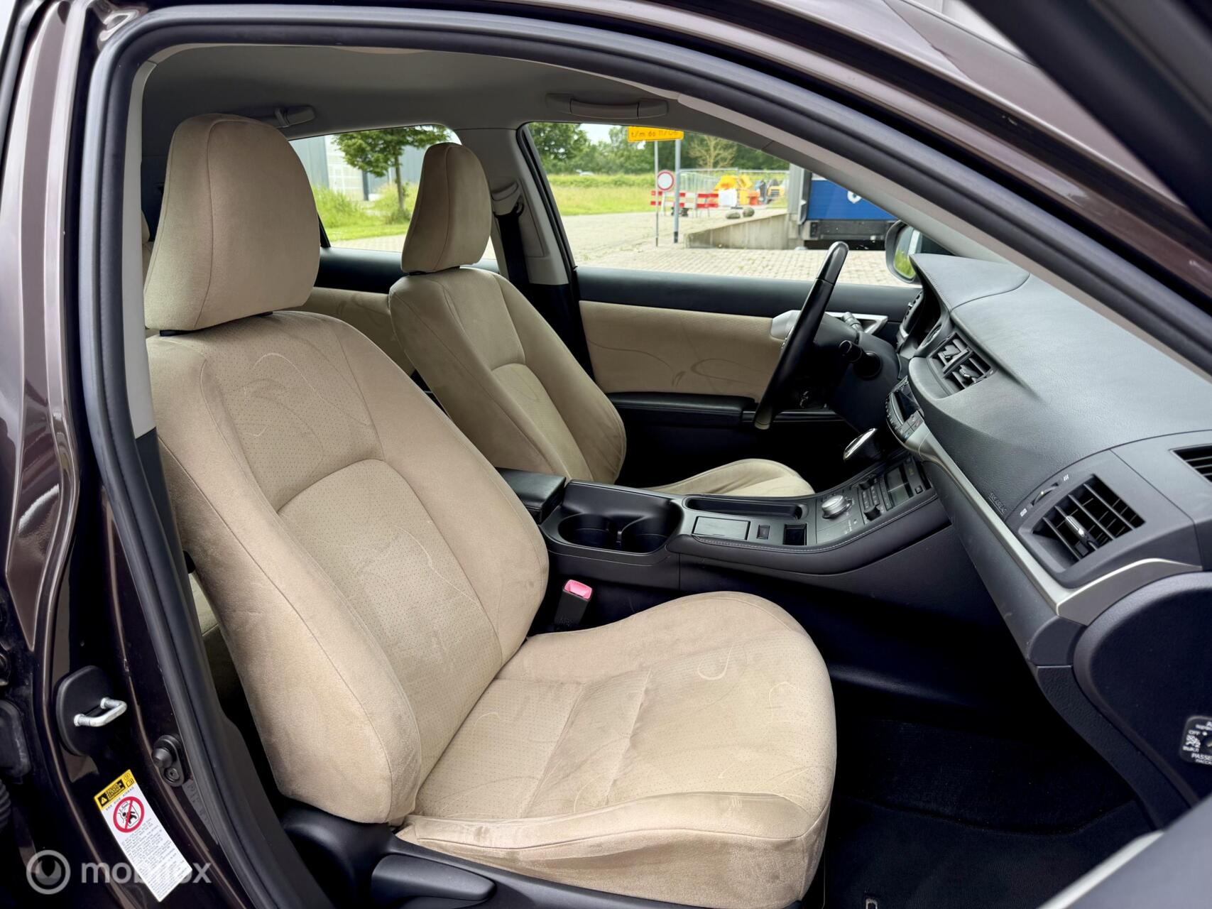 Foto van Lexus Lexus Ct200h