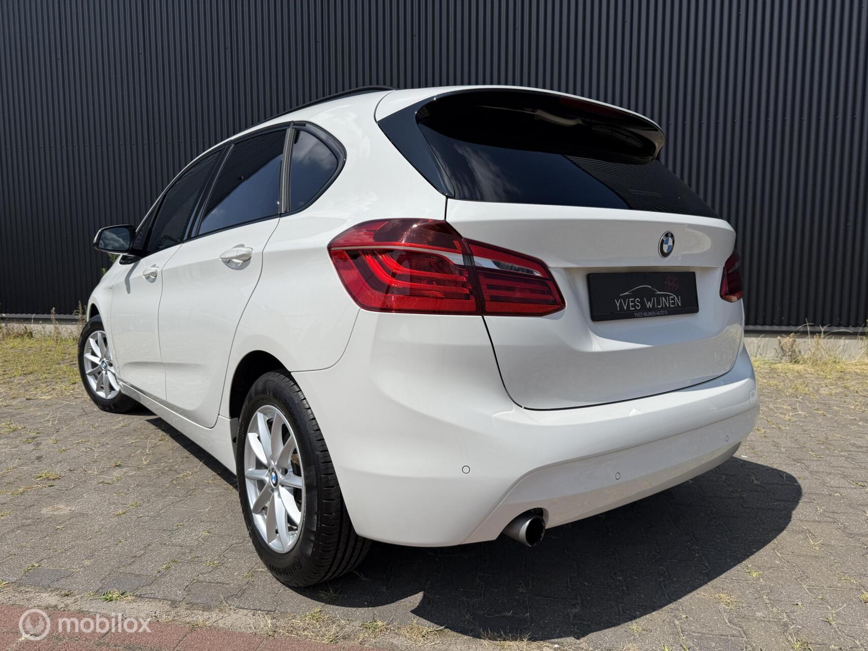 Foto van BMW 218i Active Tourer