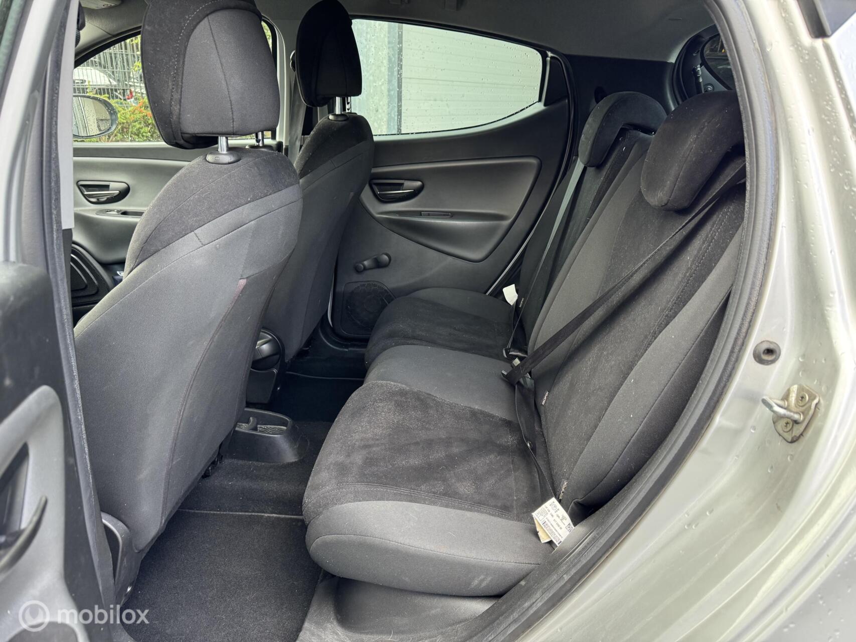 Foto van Lancia Ypsilon