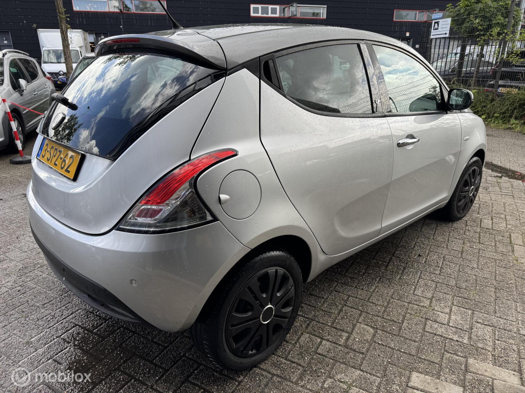 Foto van Lancia Ypsilon