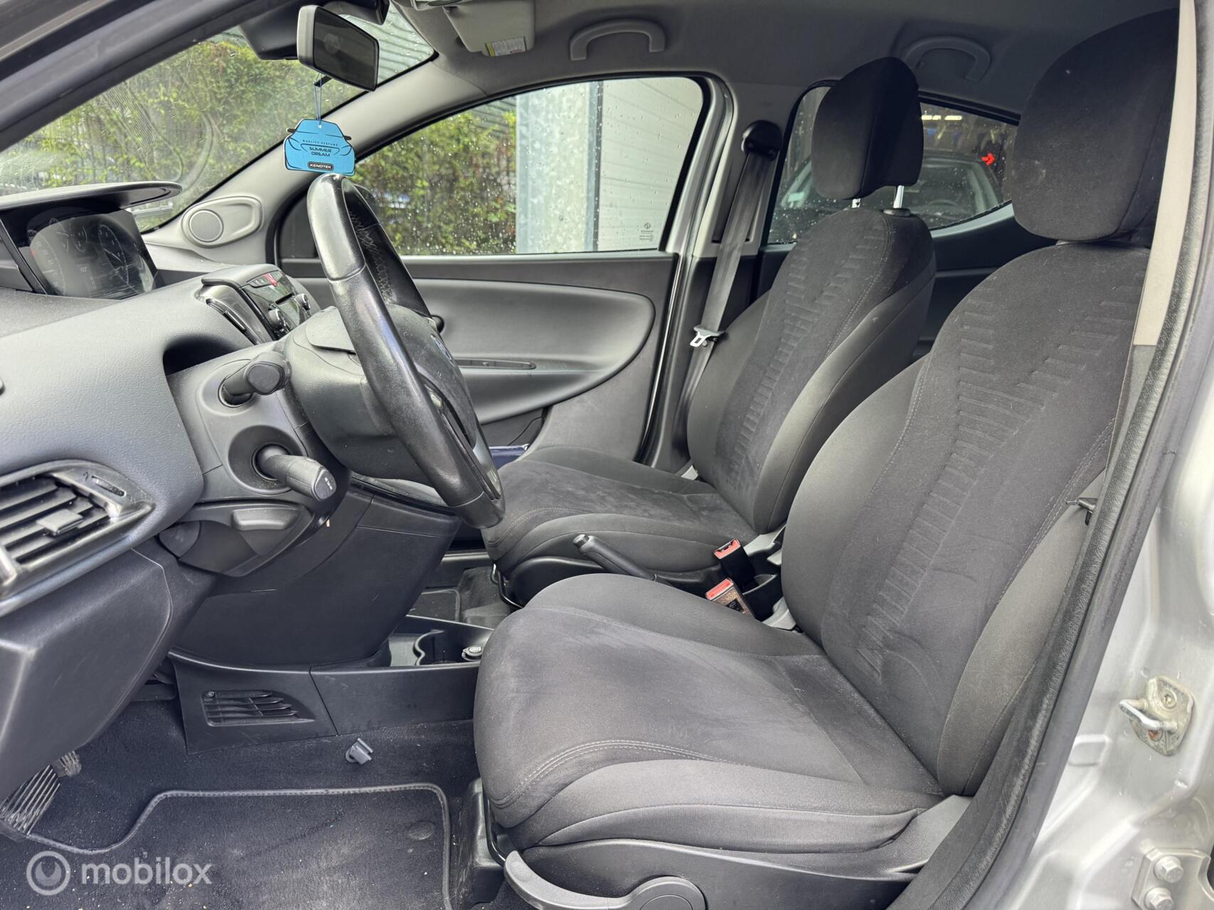 Foto van Lancia Ypsilon