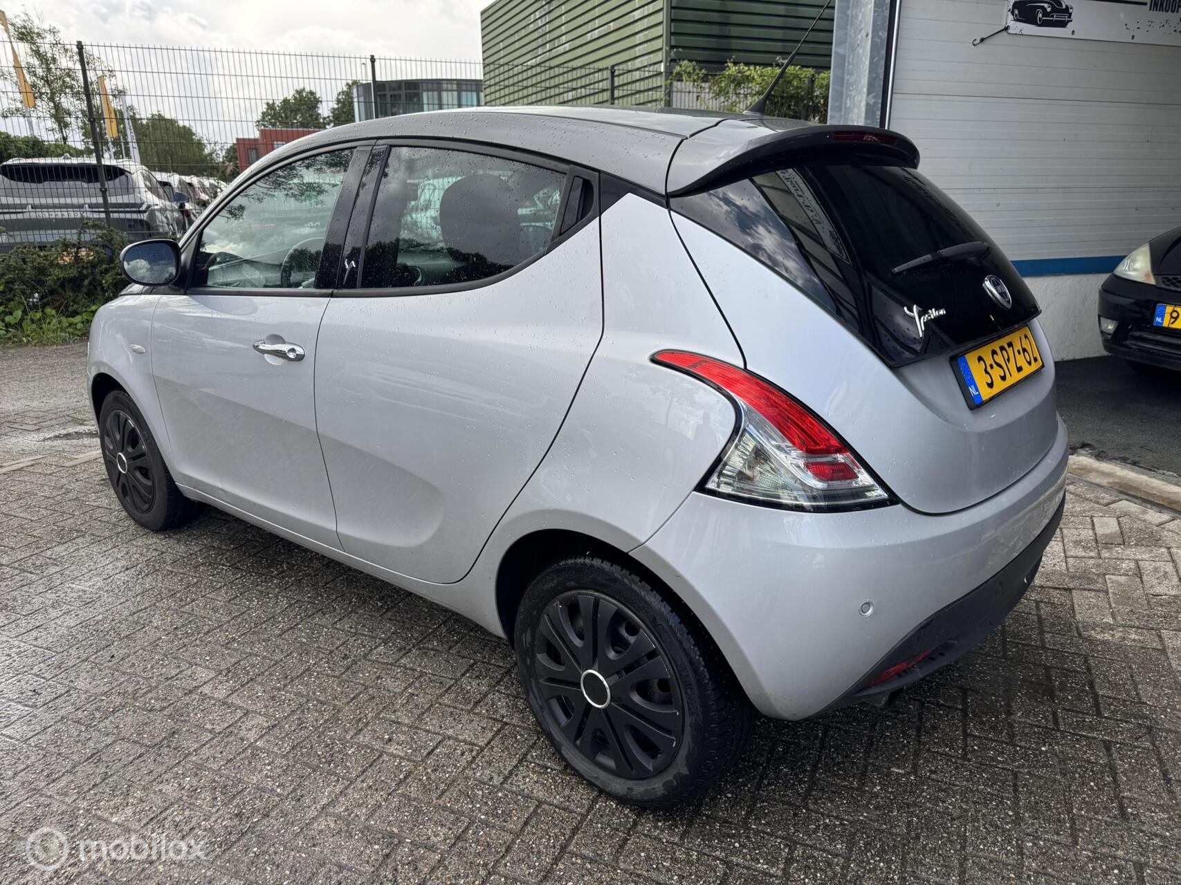 Foto van Lancia Ypsilon